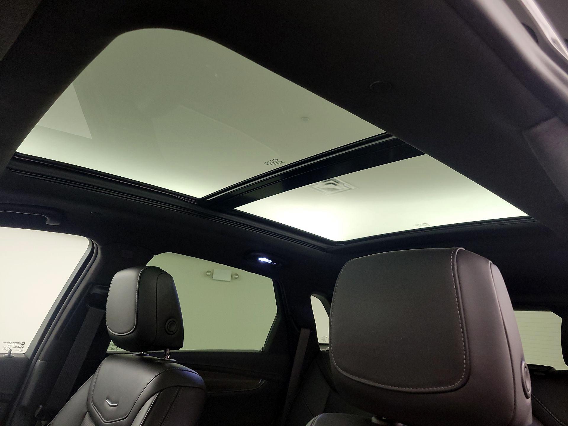 Thumbnail: 2023 Cadillac XT5 - 20