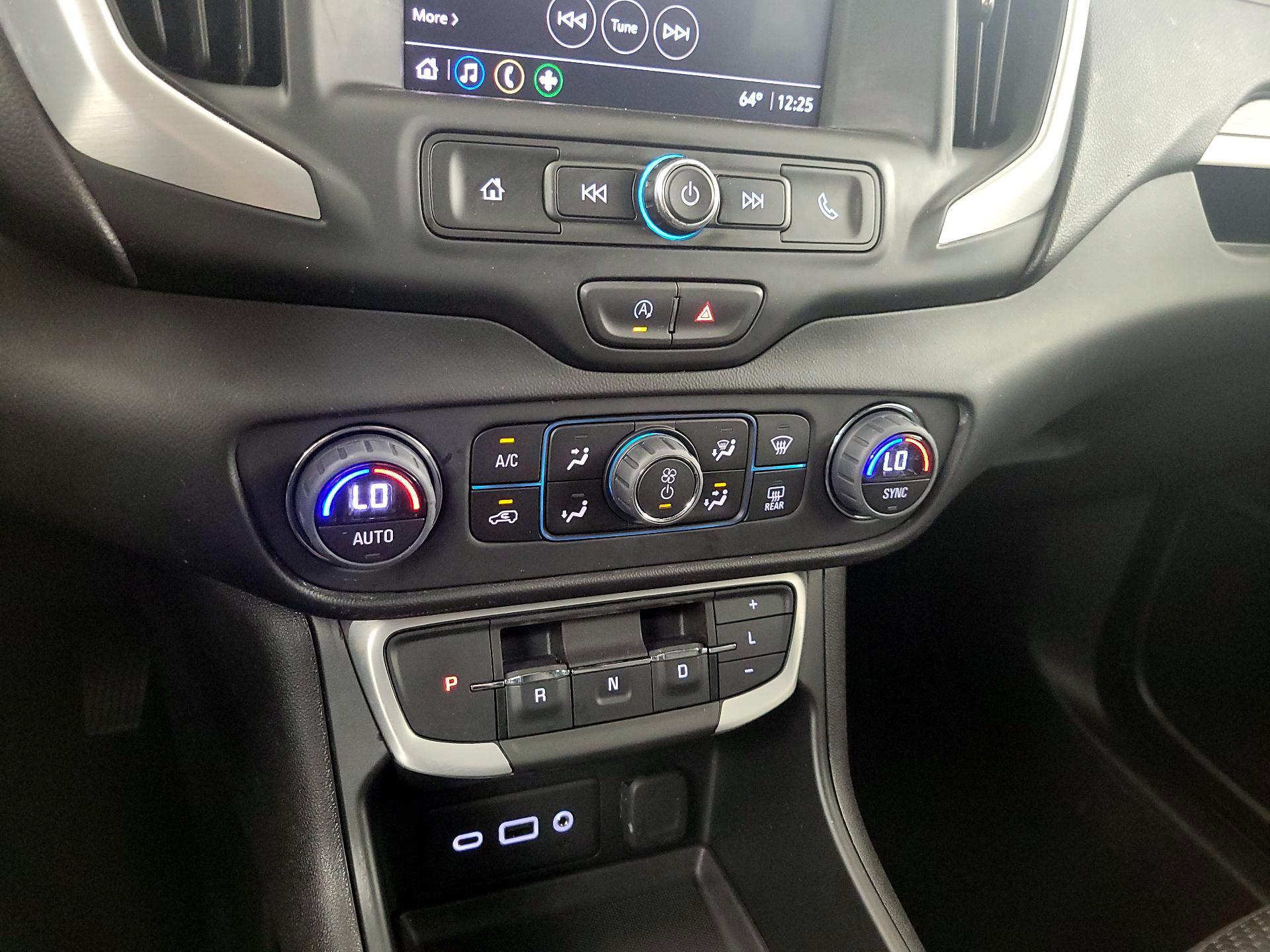 Thumbnail: 2023 GMC Terrain - 17