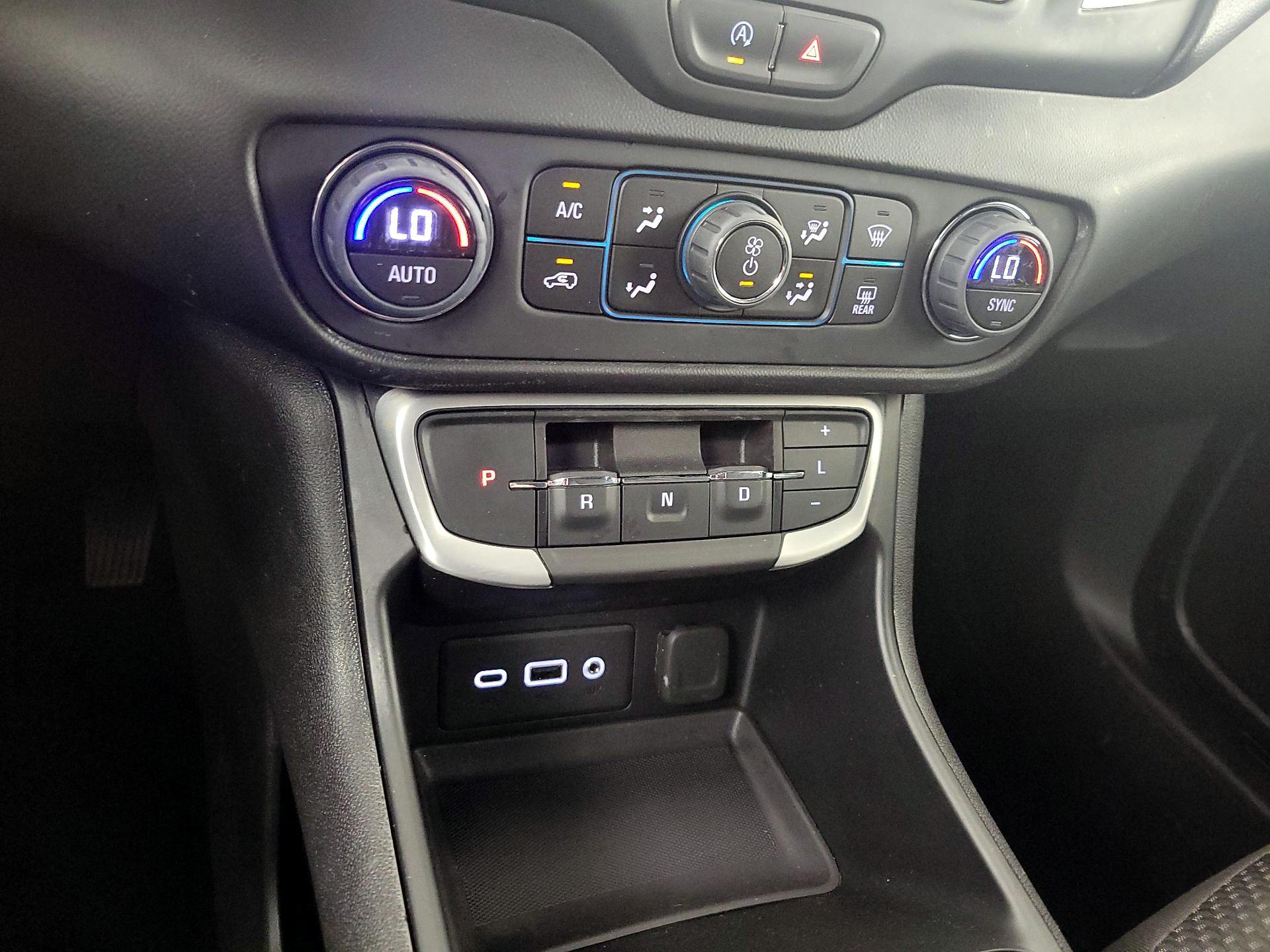 Thumbnail: 2023 GMC Terrain - 18