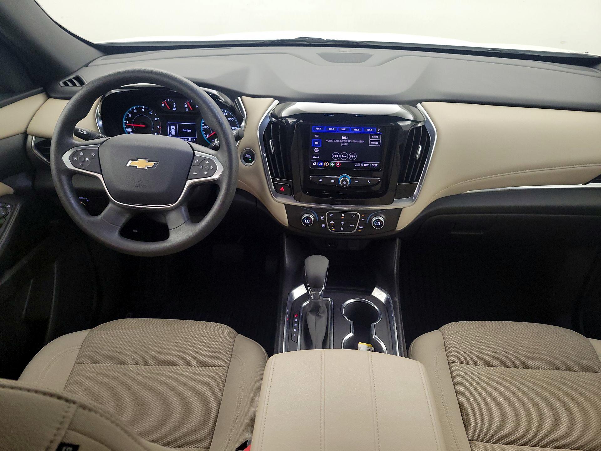 Thumbnail: 2023 Chevrolet Traverse - 9