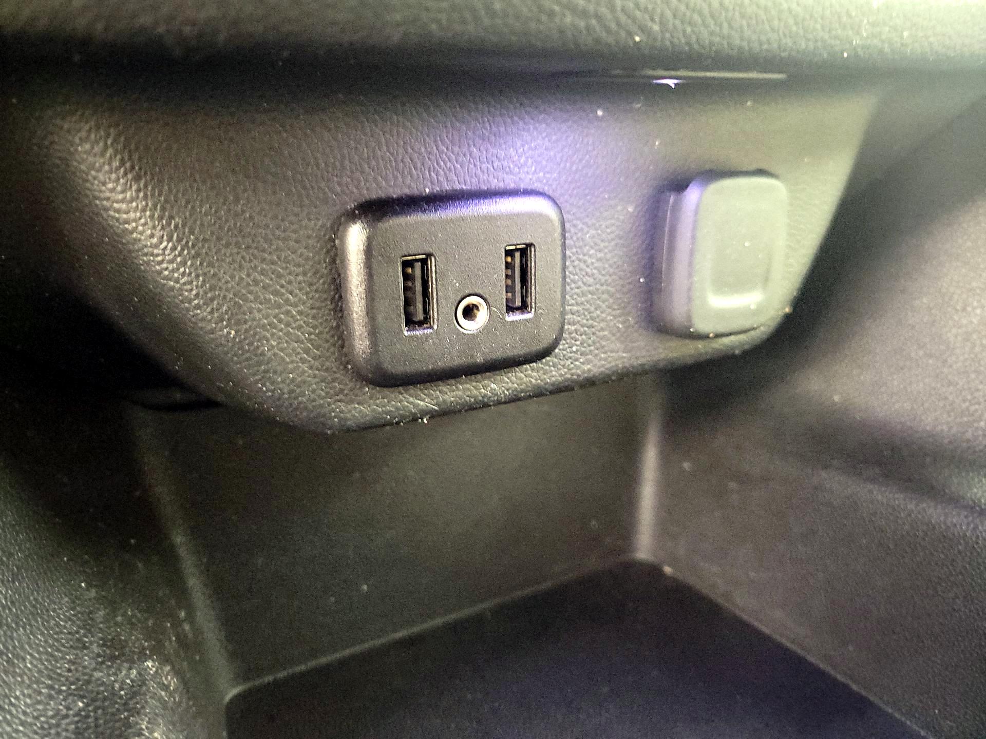 Thumbnail: 2023 Chevrolet Traverse - 18