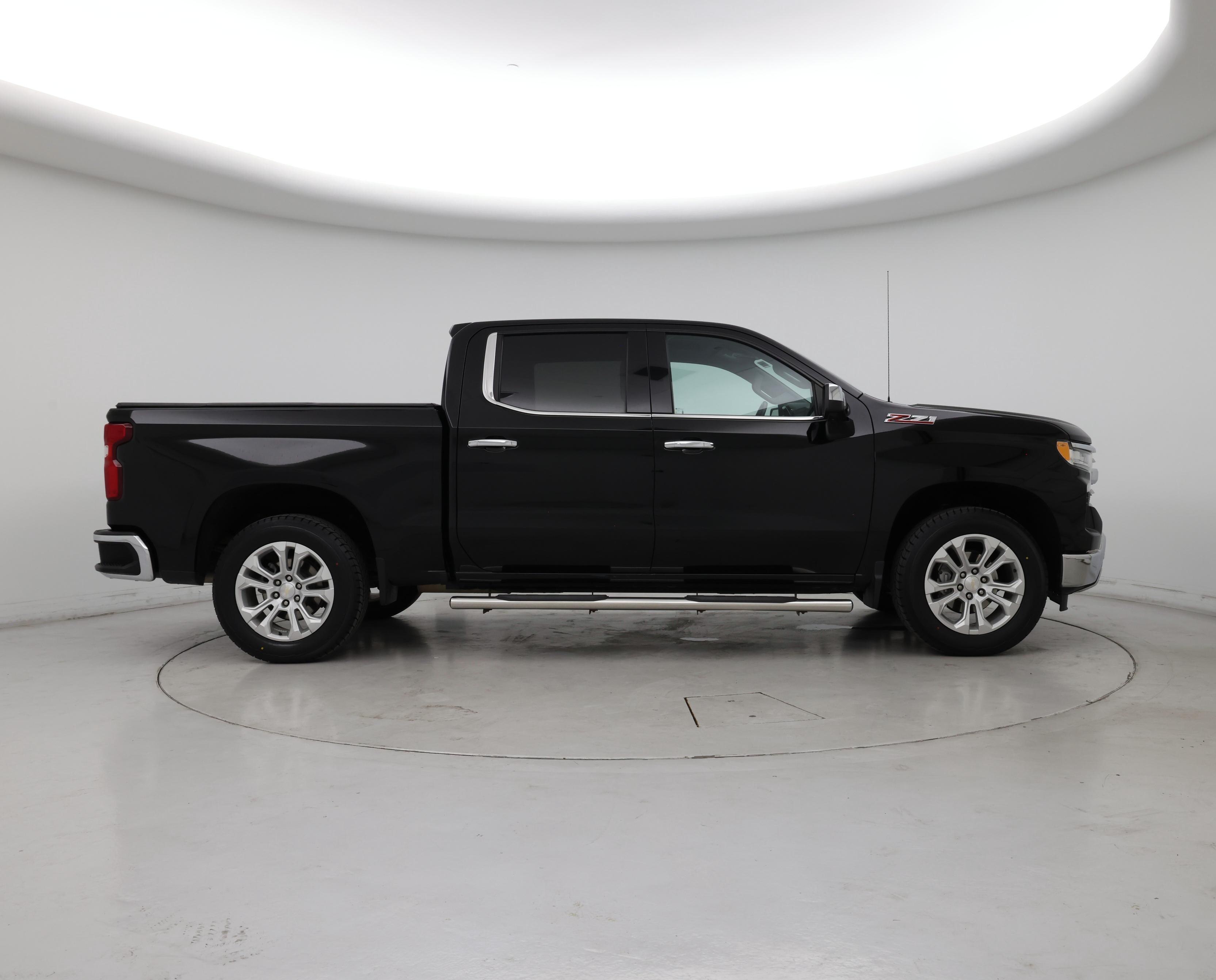 Thumbnail: 2023 Chevrolet Silverado 1500 - 7
