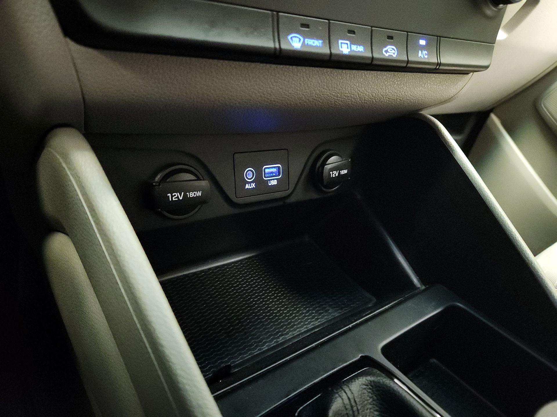 Thumbnail: 2019 Hyundai Tucson - 18