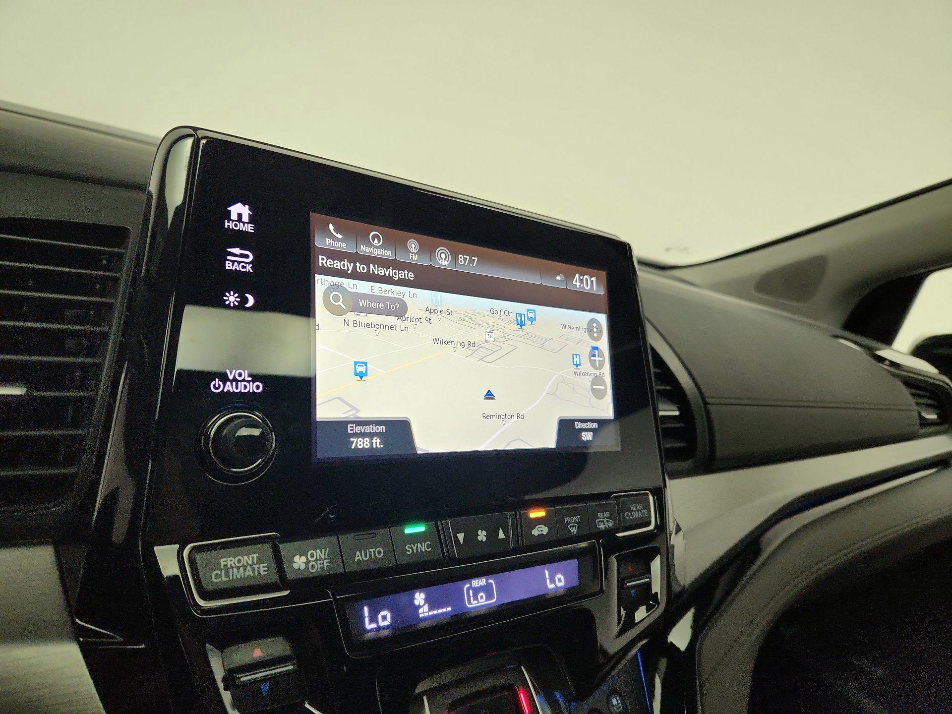 Thumbnail: 2018 Honda Odyssey - 14