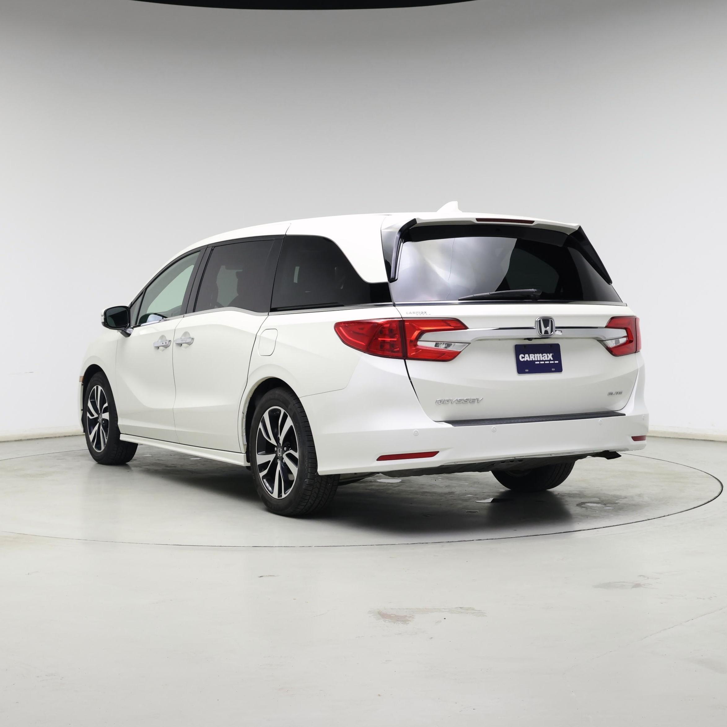 Thumbnail: 2018 Honda Odyssey - 2