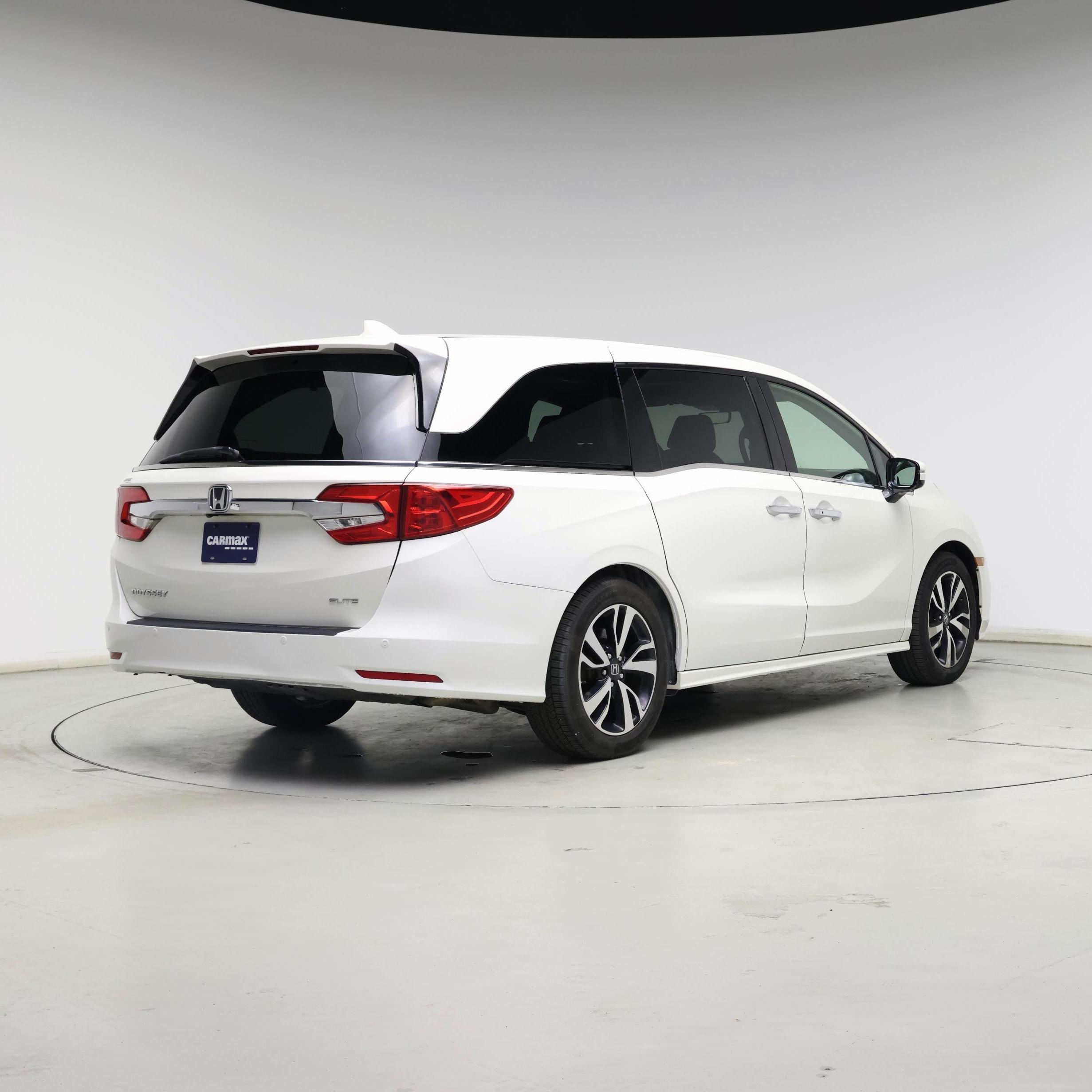 Thumbnail: 2018 Honda Odyssey - 8