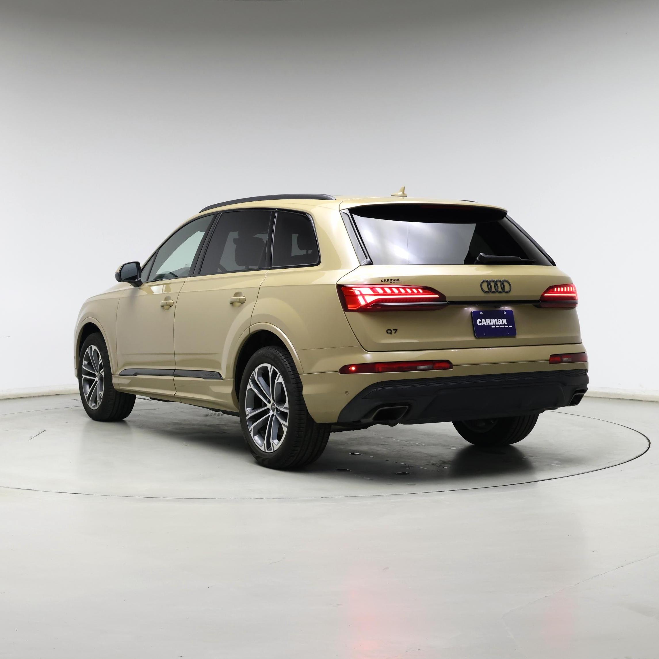 Thumbnail: 2025 Audi Q7 - 2