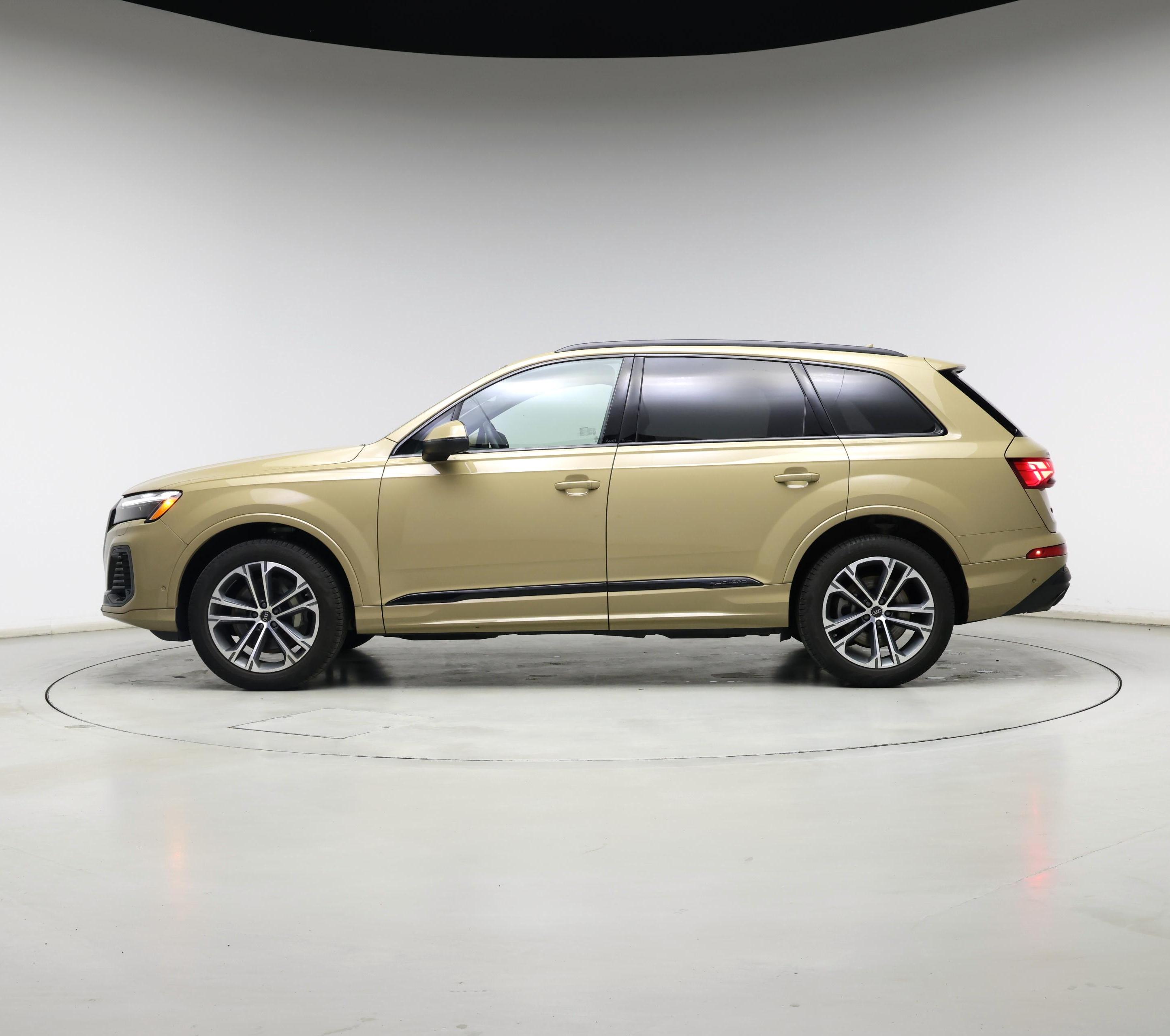 Thumbnail: 2025 Audi Q7 - 3