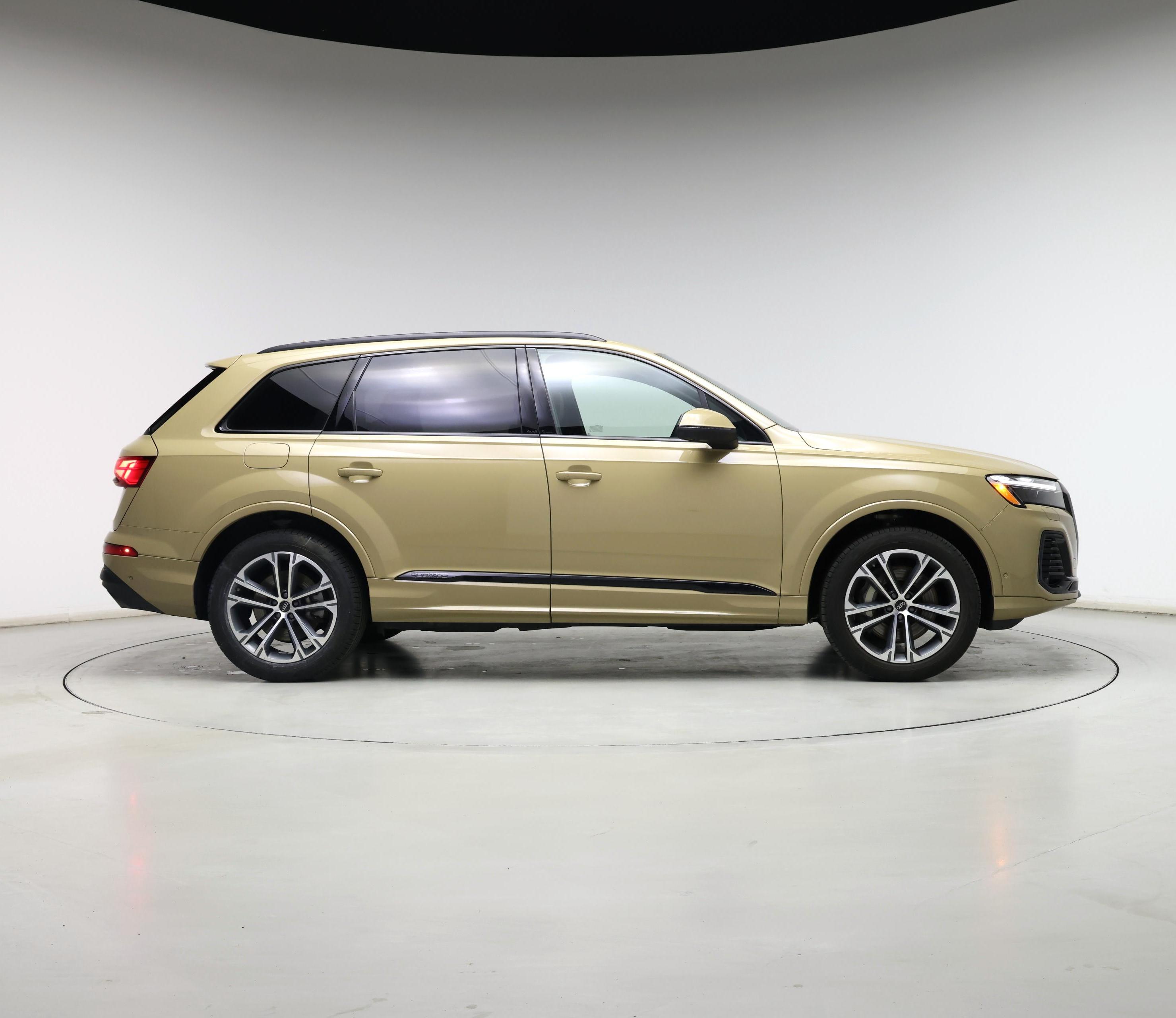 Thumbnail: 2025 Audi Q7 - 7