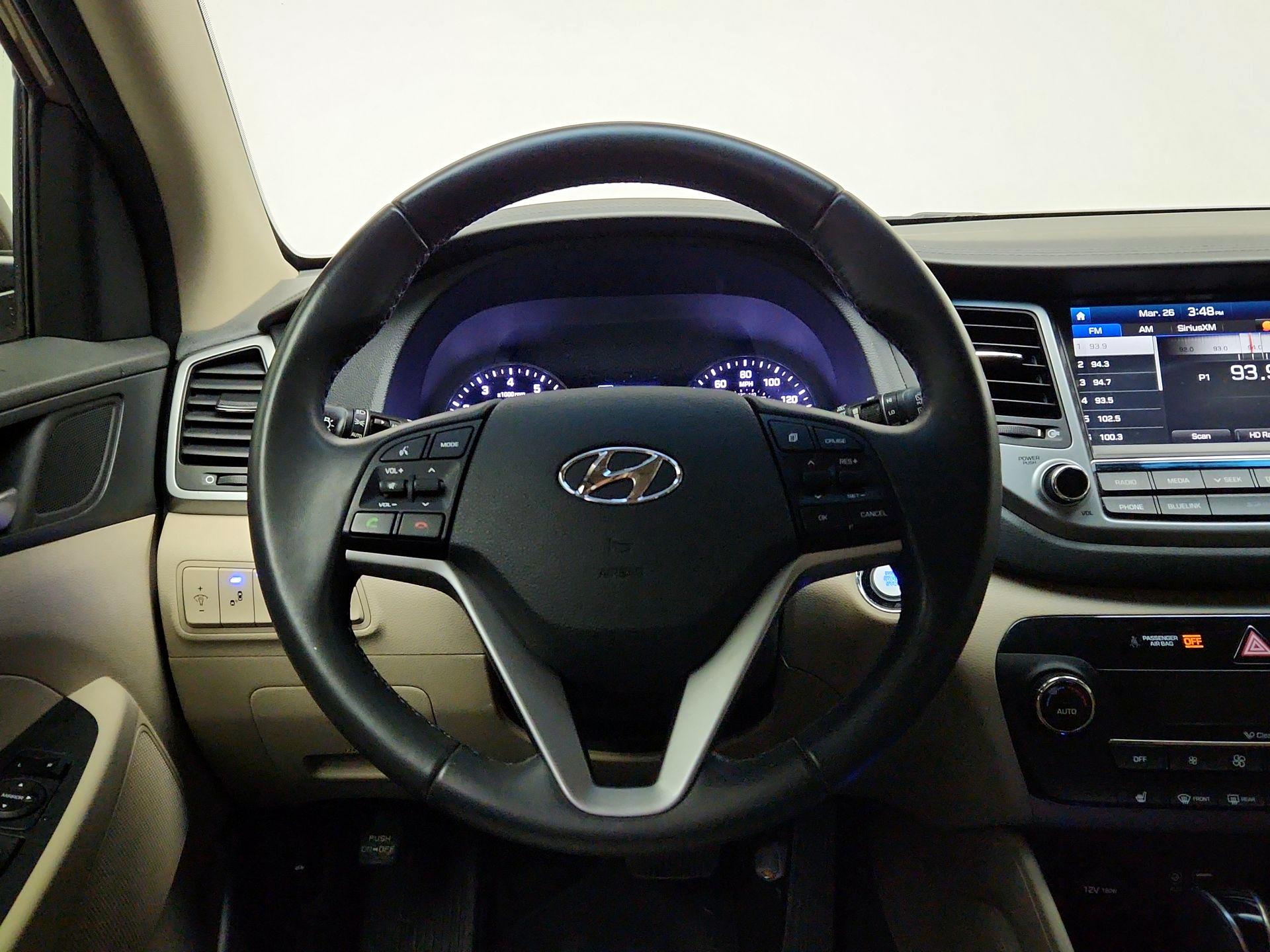 Thumbnail: 2017 Hyundai Tucson - 10