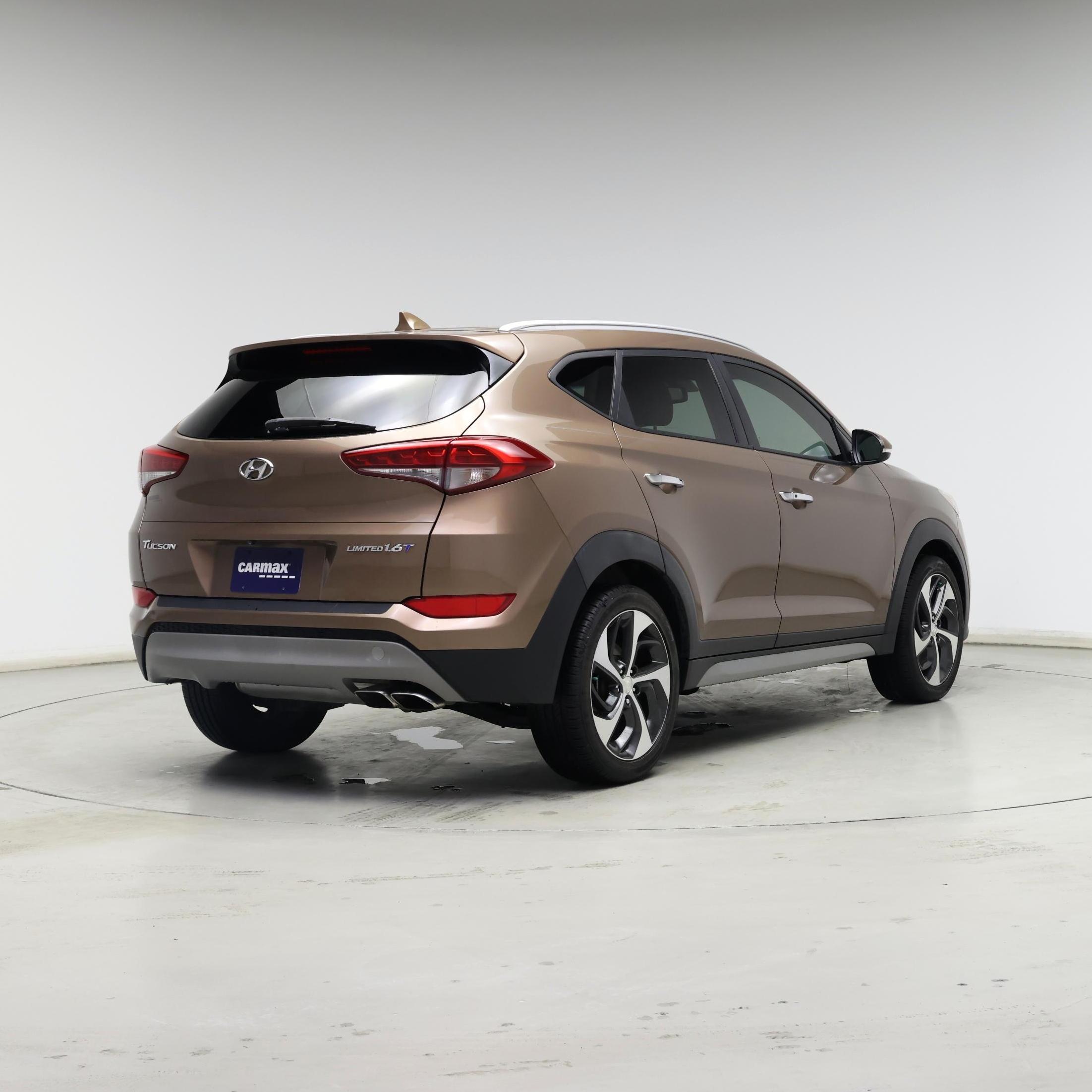 Thumbnail: 2017 Hyundai Tucson - 8