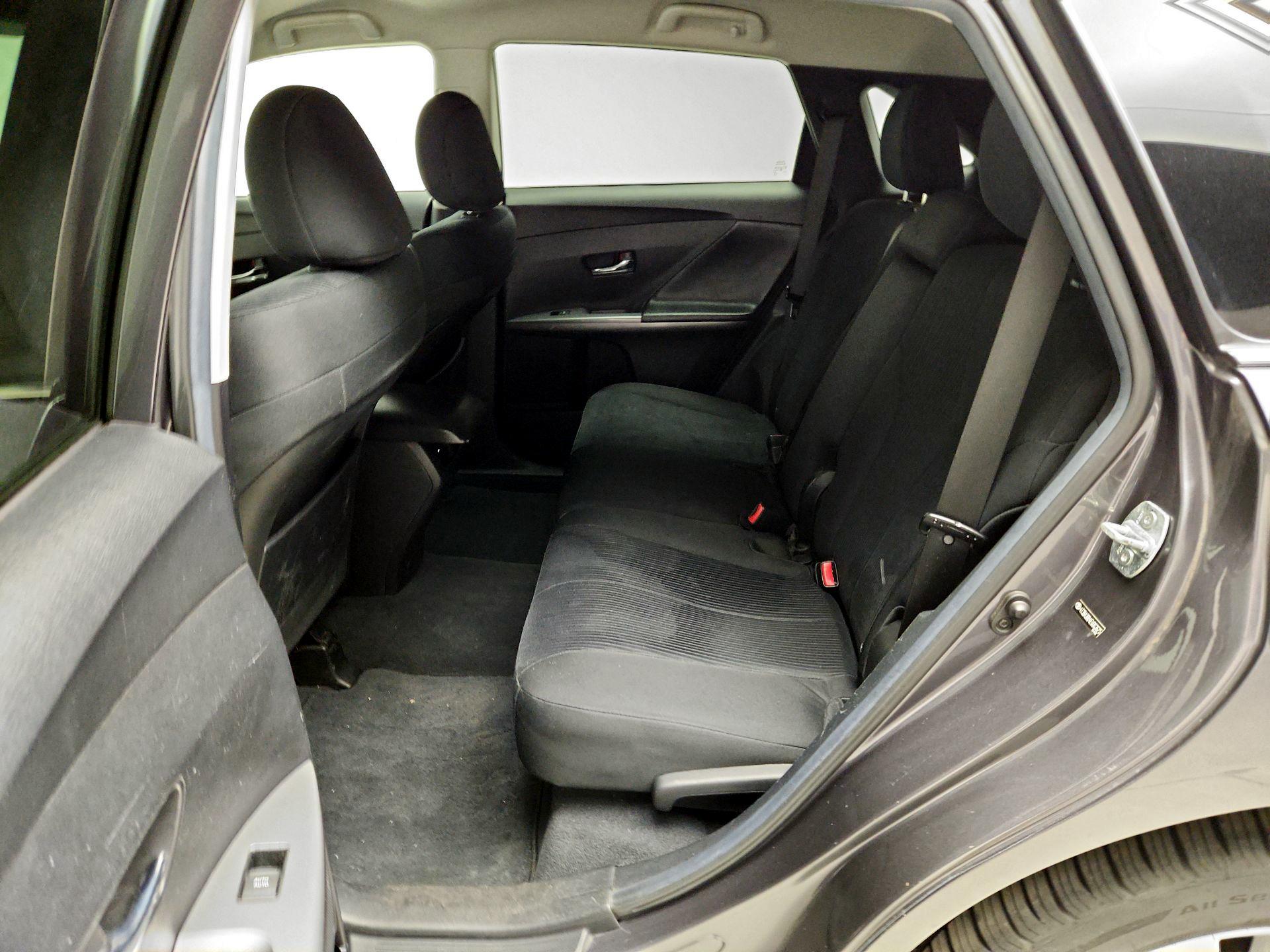 Thumbnail: 2014 Toyota Venza - 17