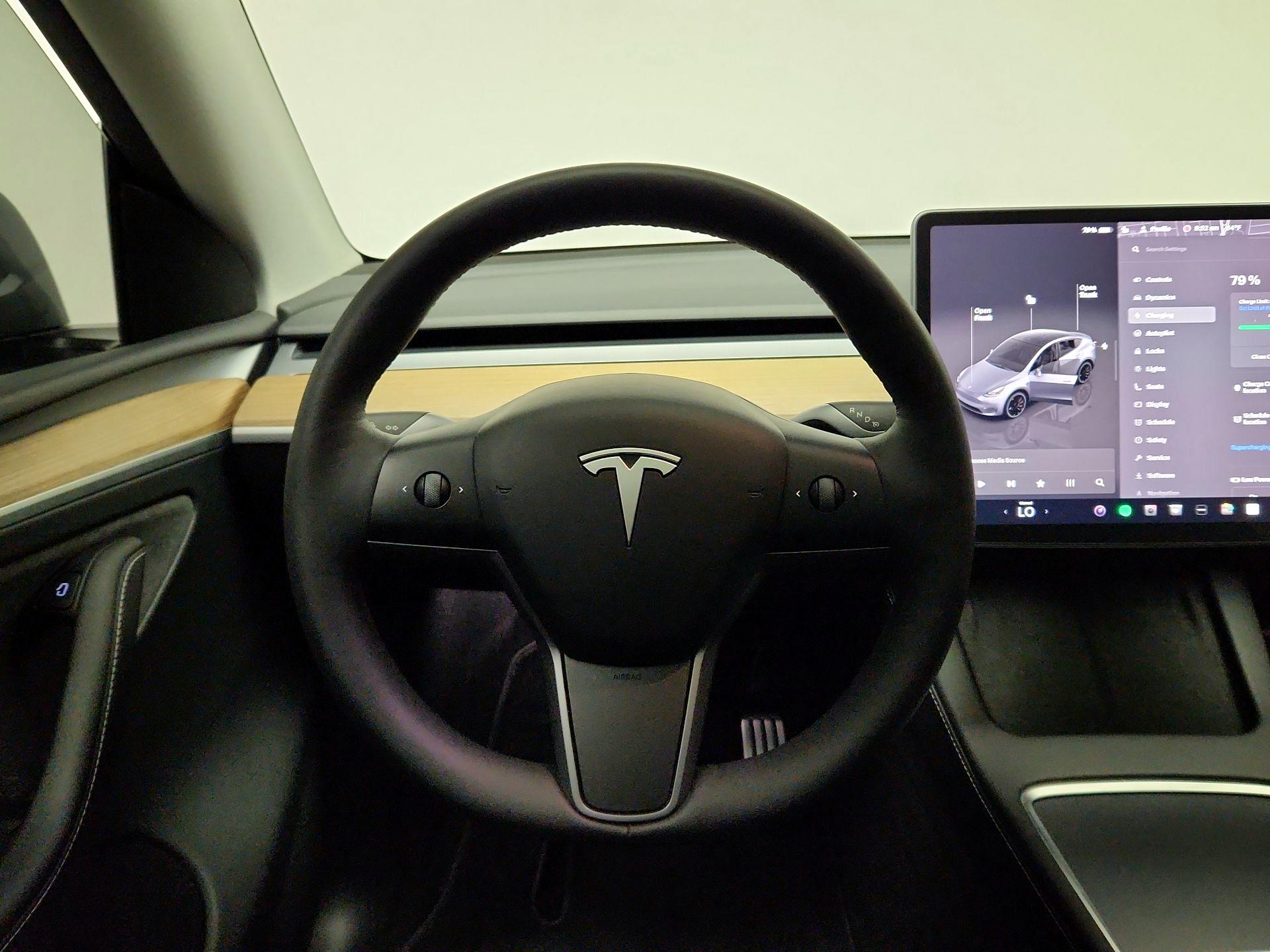 Thumbnail: 2024 Tesla Model Y - 10