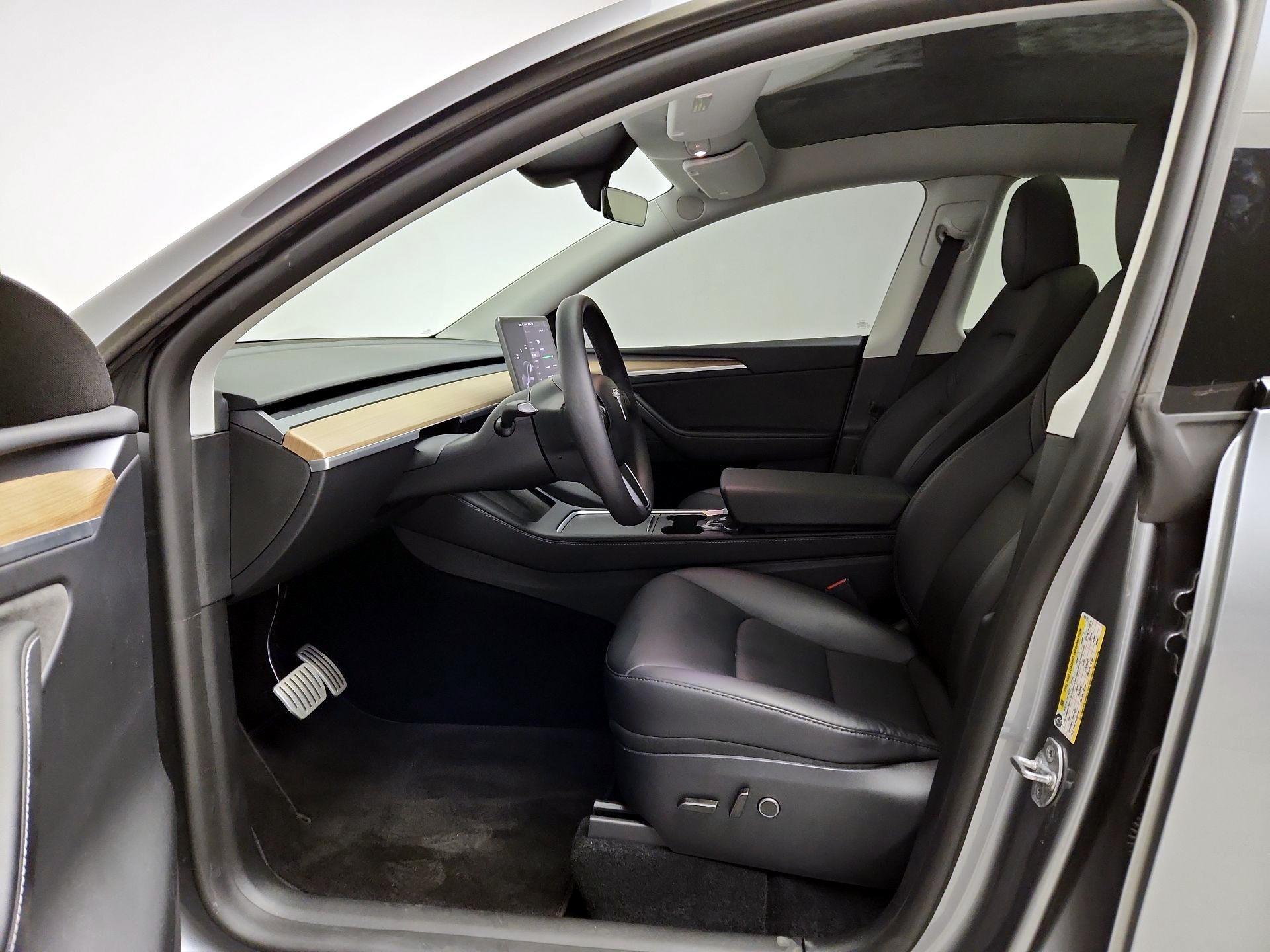 Thumbnail: 2024 Tesla Model Y - 11