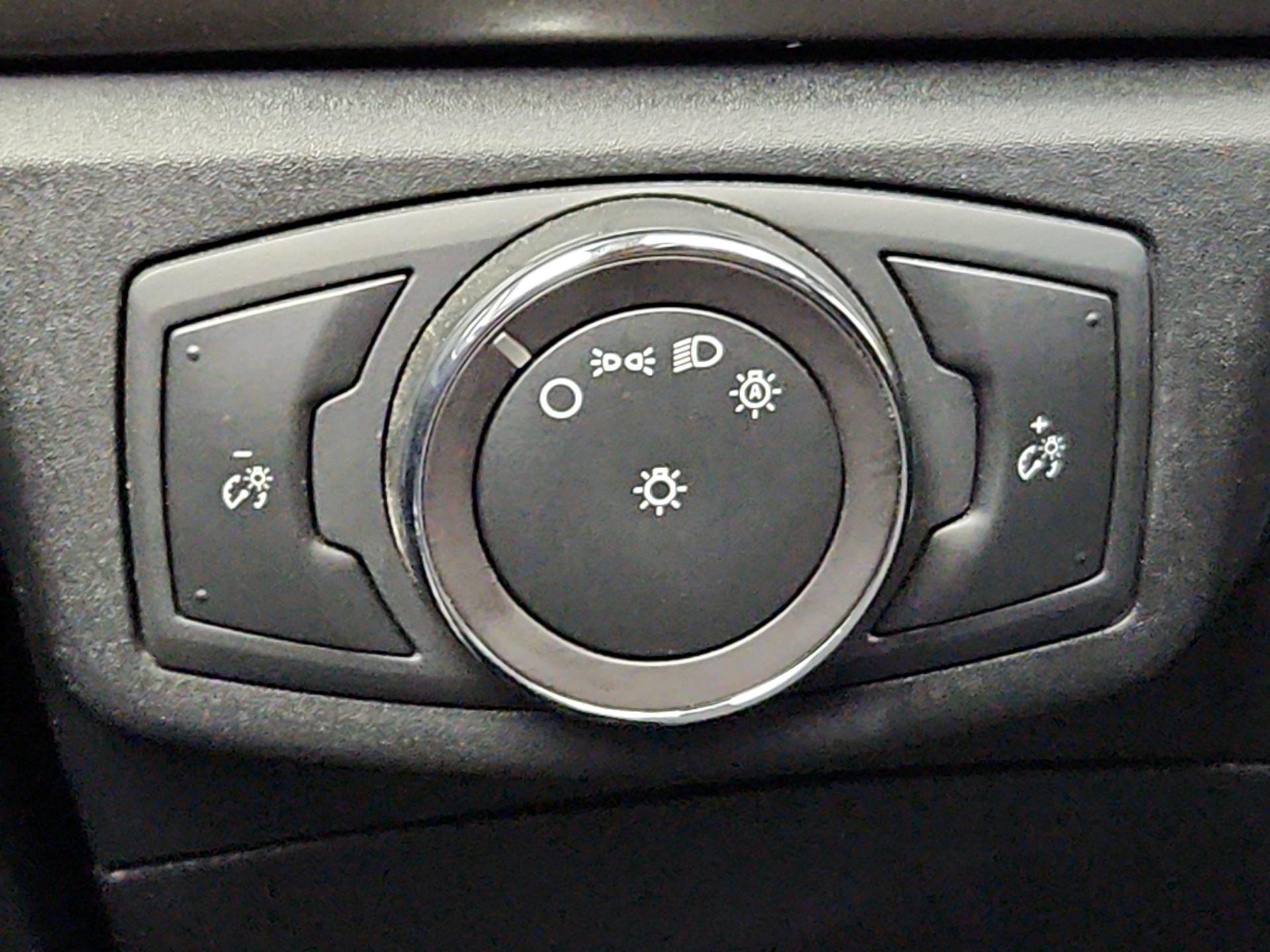 Thumbnail: 2019 Ford Fusion - 13