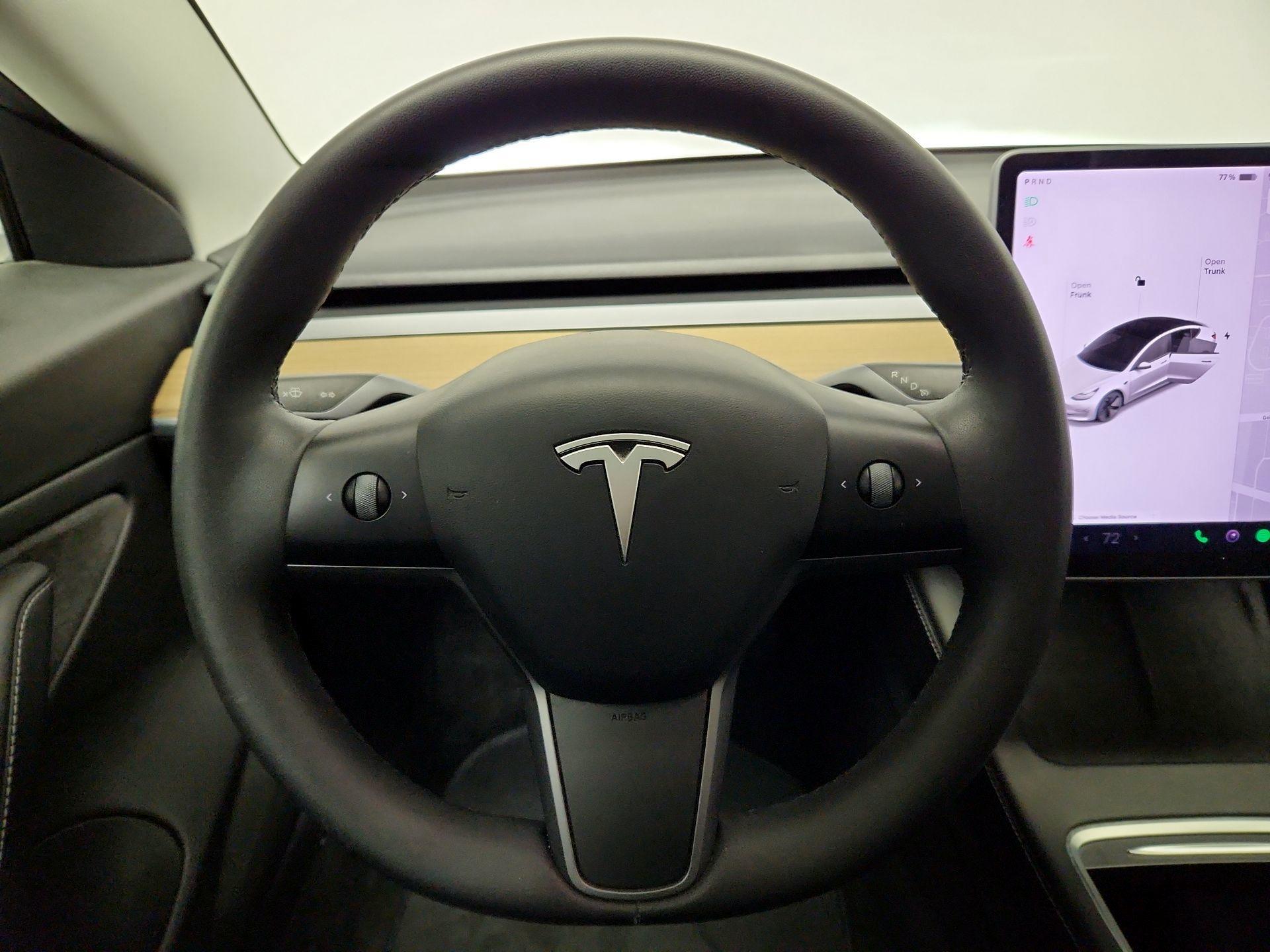 Thumbnail: 2021 Tesla Model 3 - 10