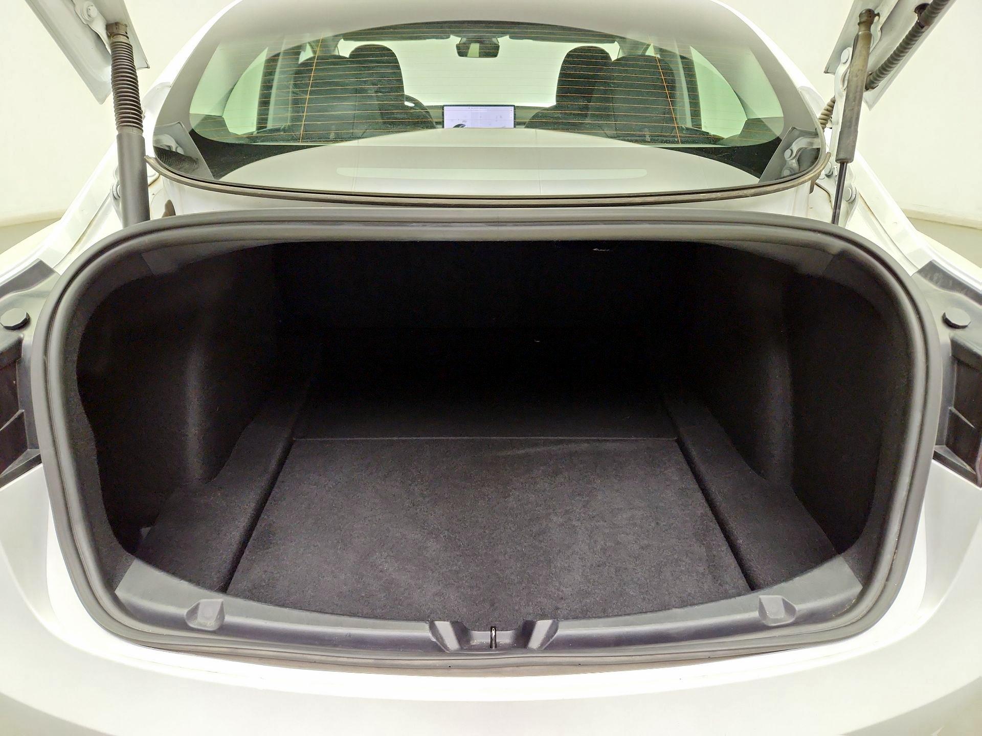 Thumbnail: 2021 Tesla Model 3 - 20