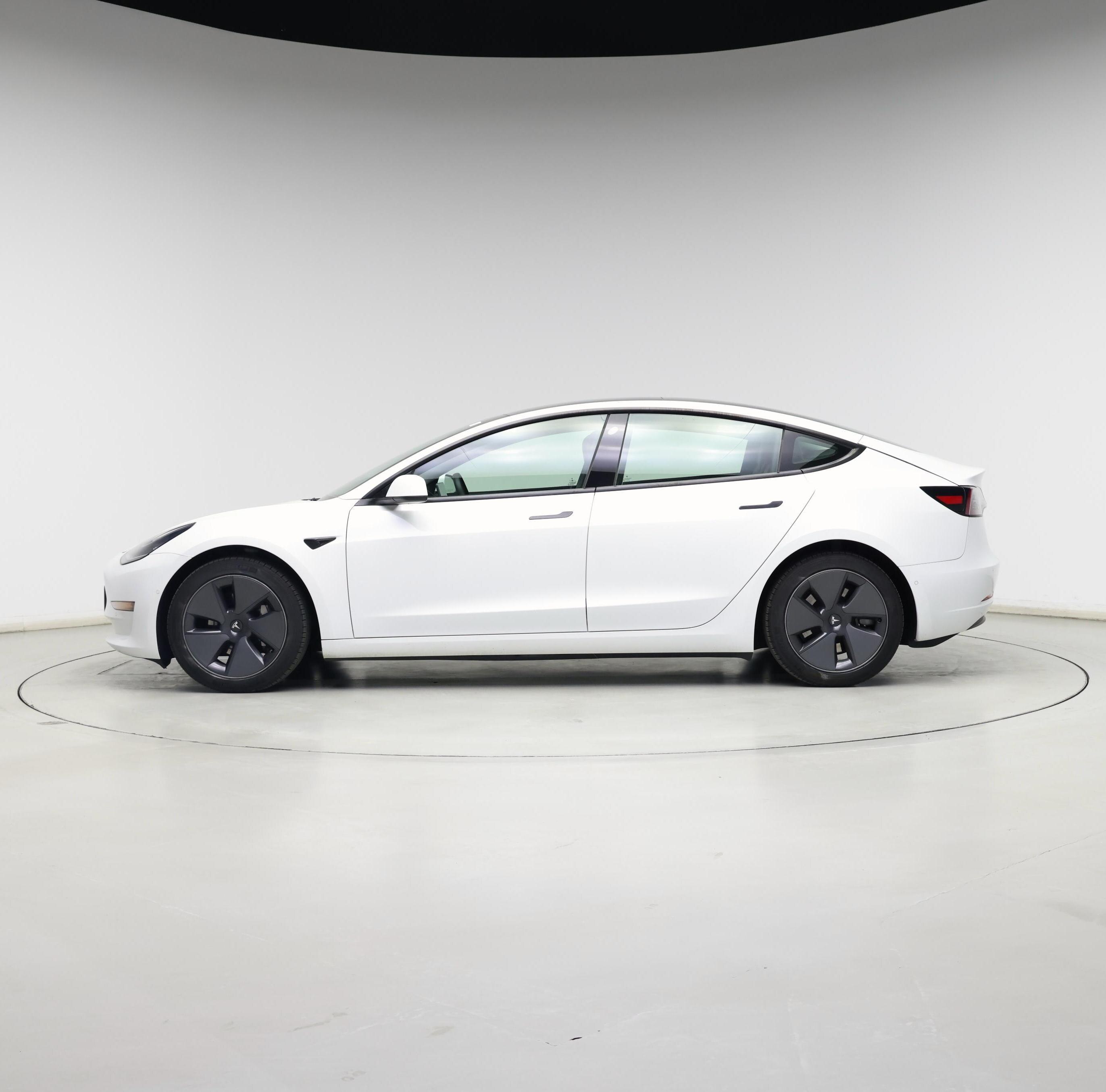 Thumbnail: 2021 Tesla Model 3 - 3