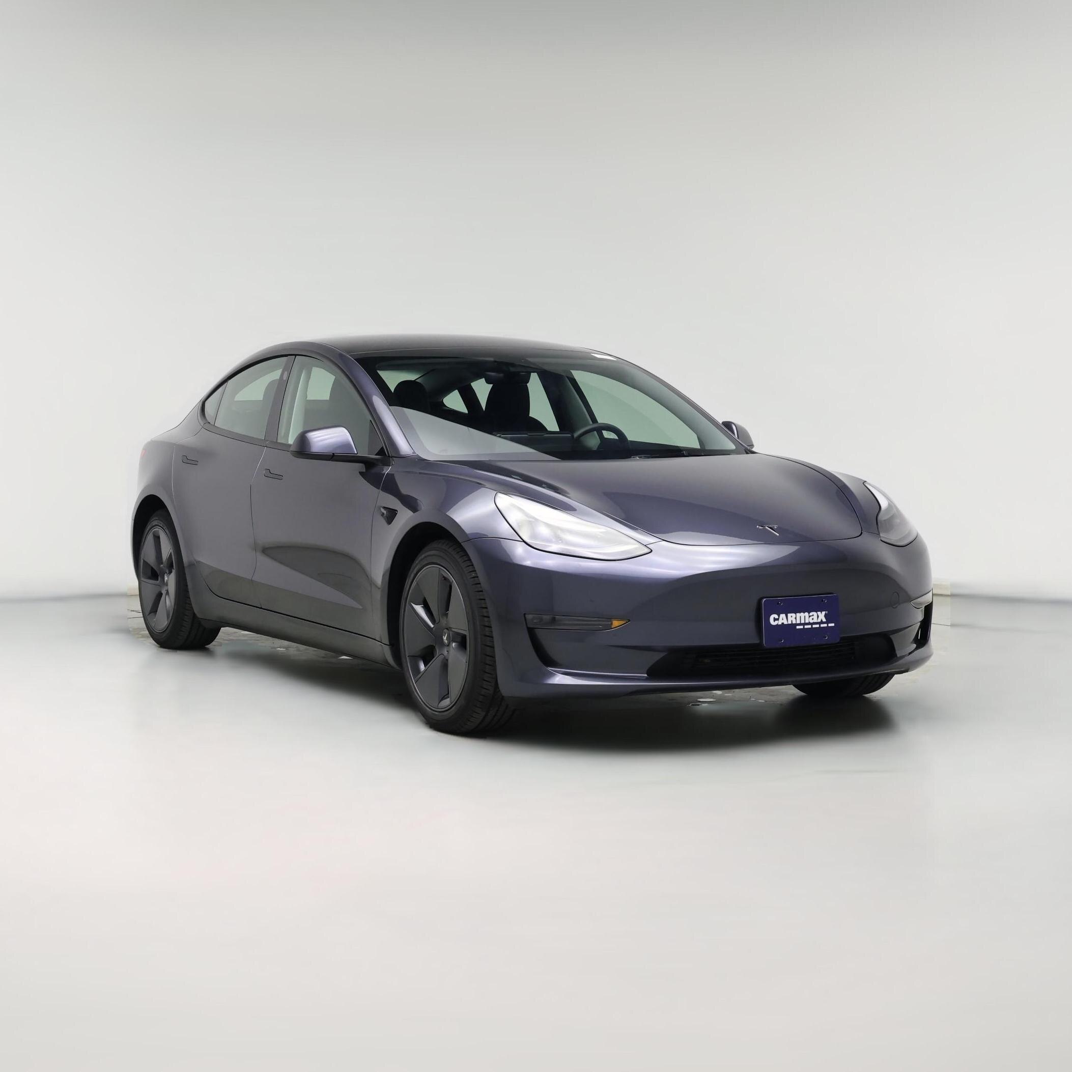 Thumbnail: 2023 Tesla Model 3 - 1