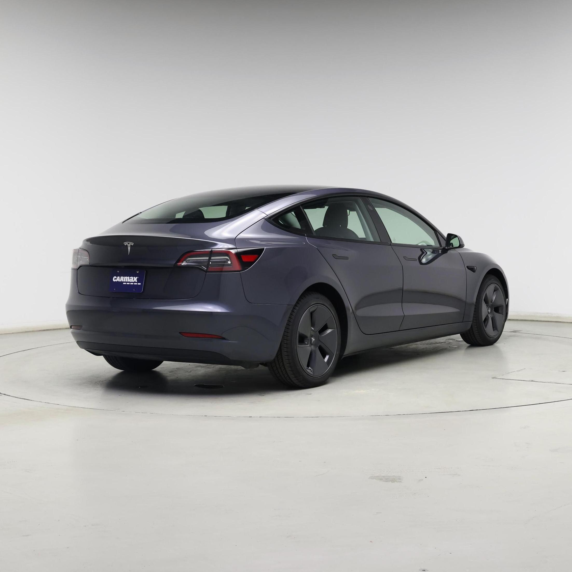 Thumbnail: 2023 Tesla Model 3 - 8