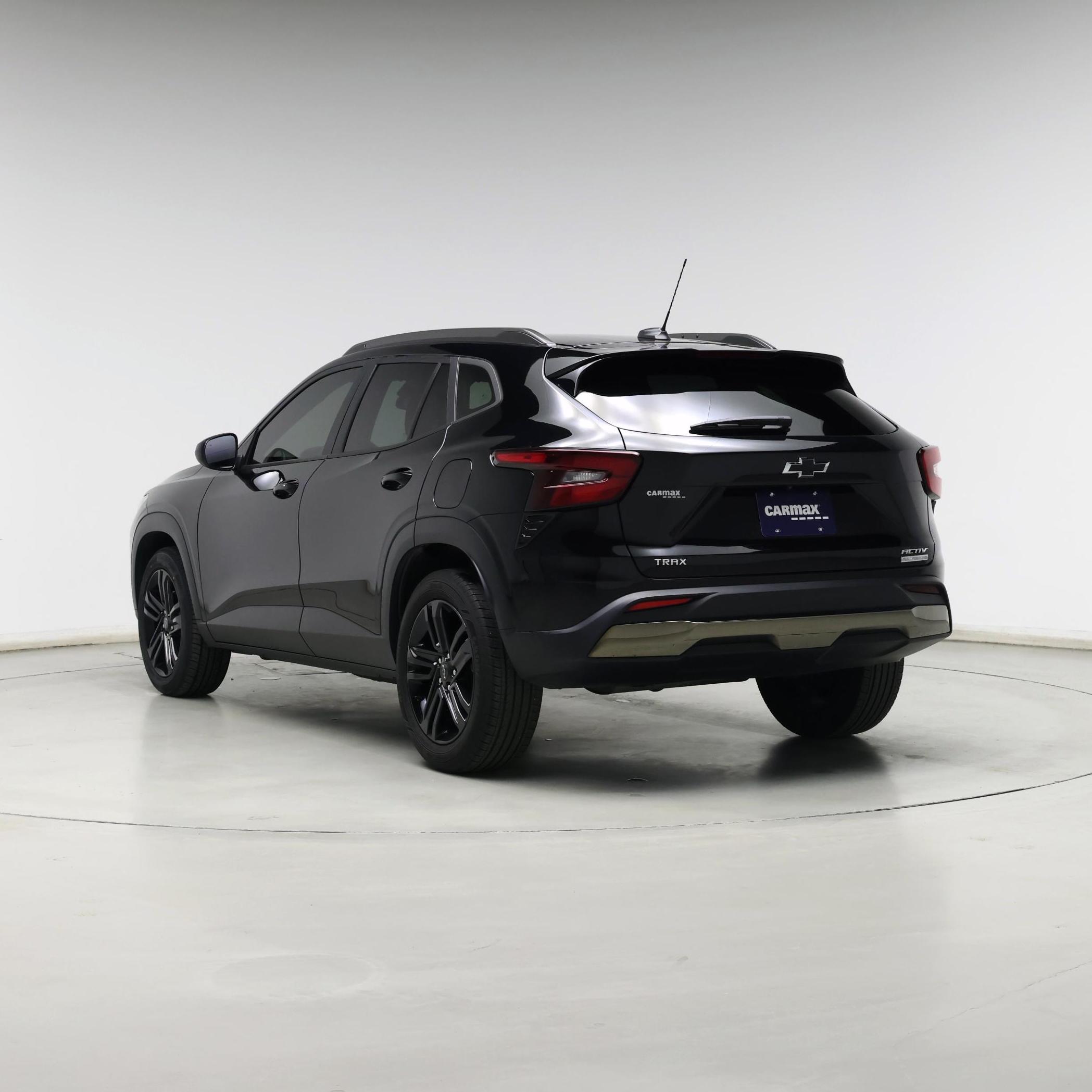 Thumbnail: 2024 Chevrolet Trax - 2