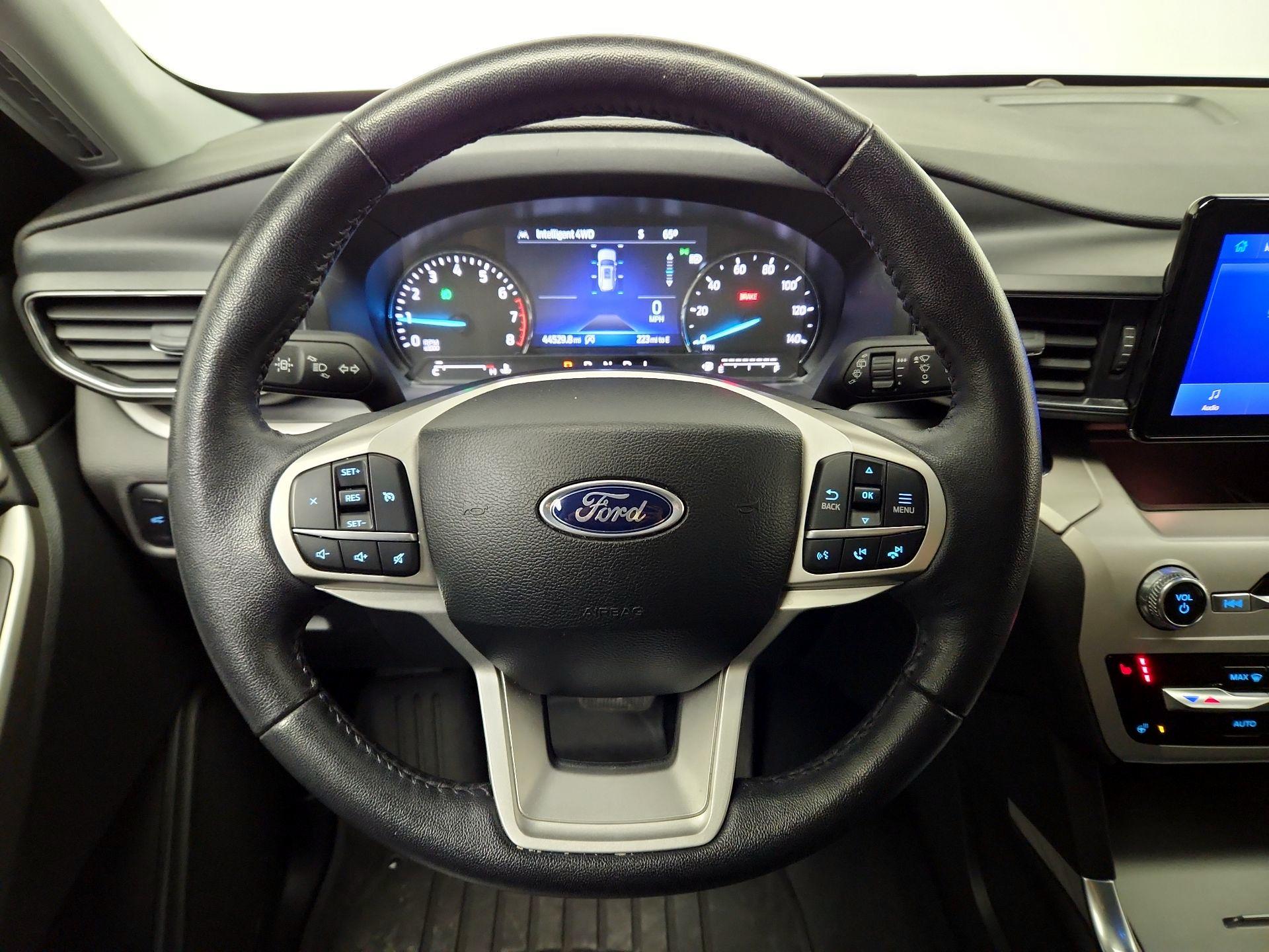 Thumbnail: 2023 Ford Explorer - 10