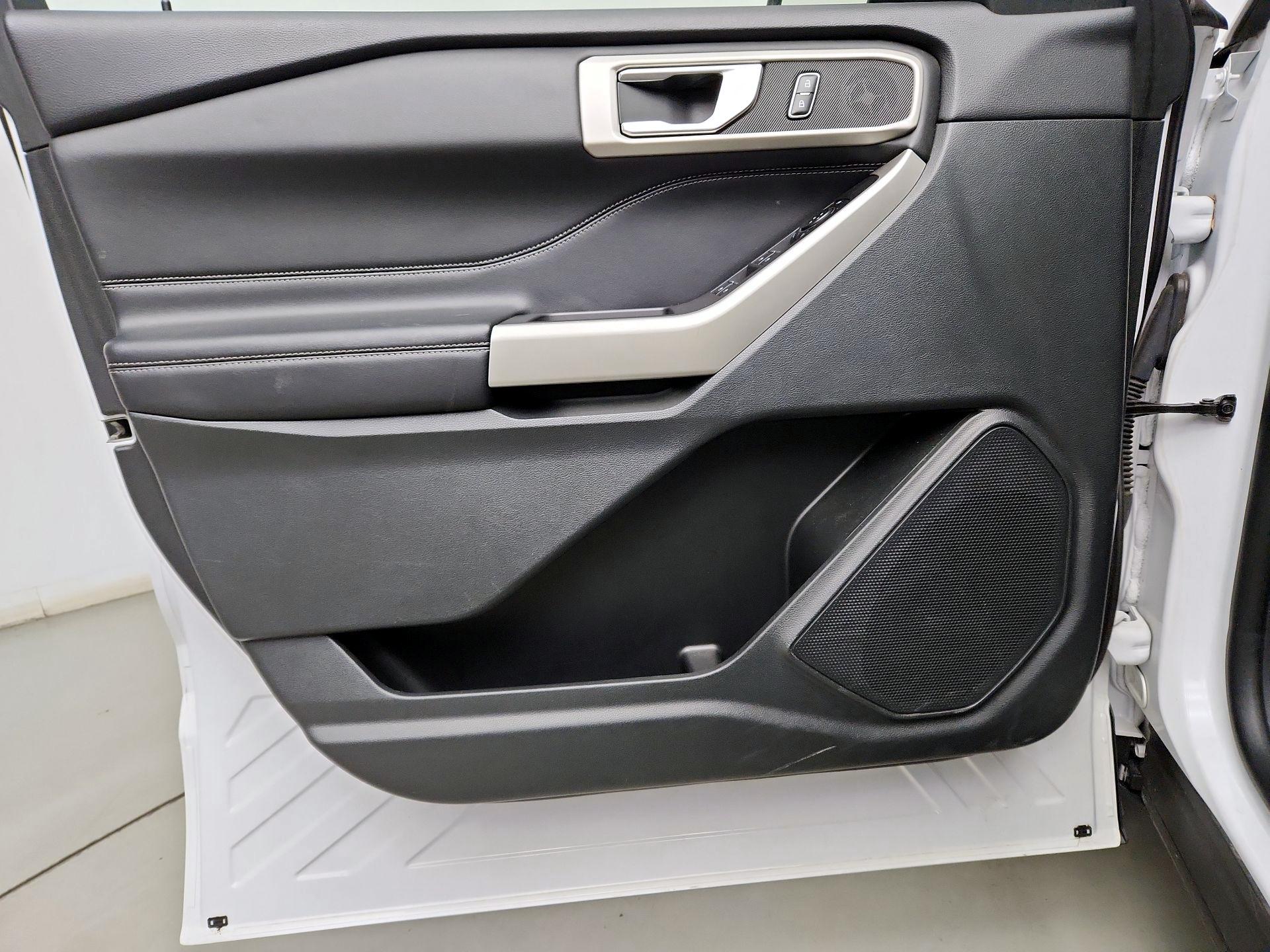 Thumbnail: 2023 Ford Explorer - 12