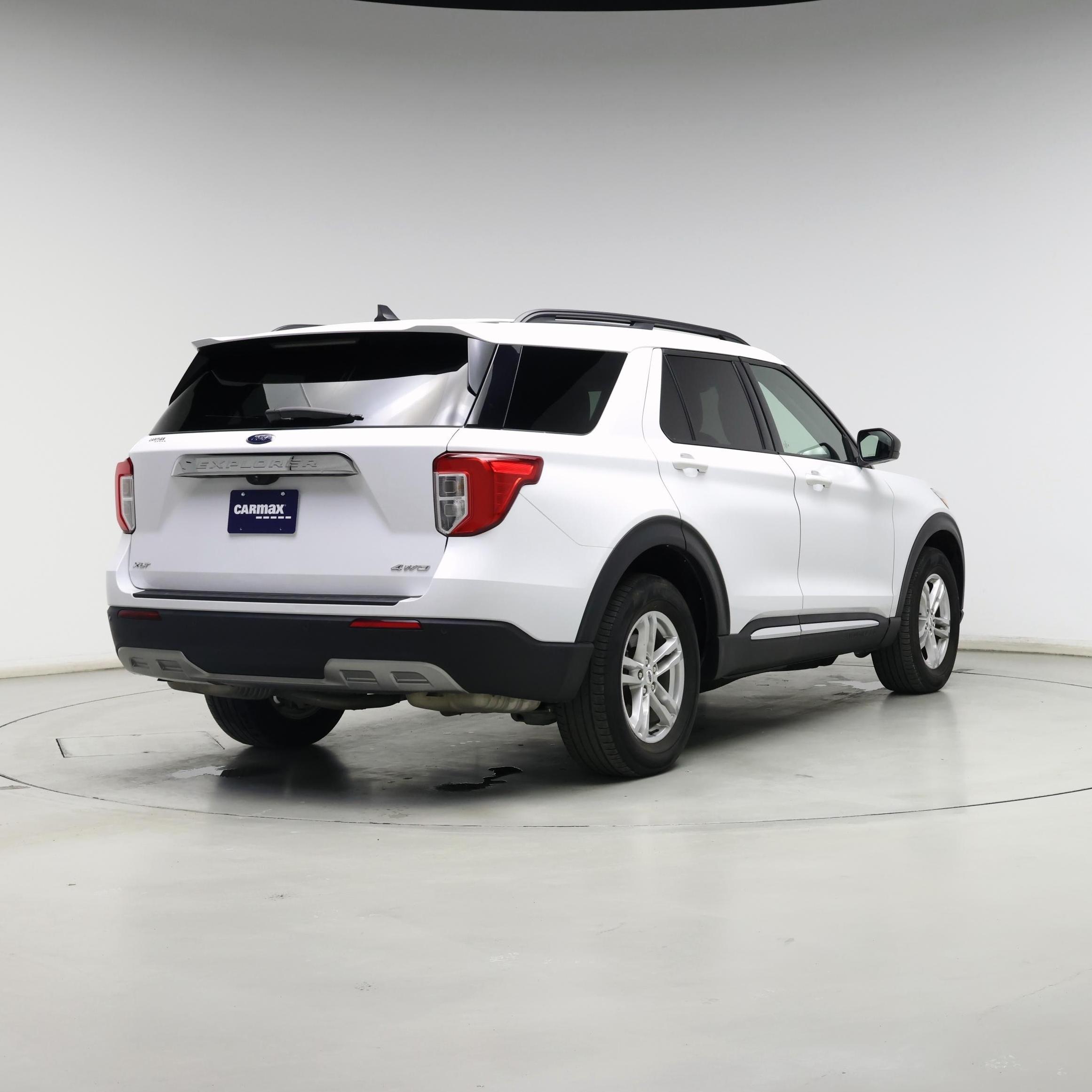 Thumbnail: 2023 Ford Explorer - 8