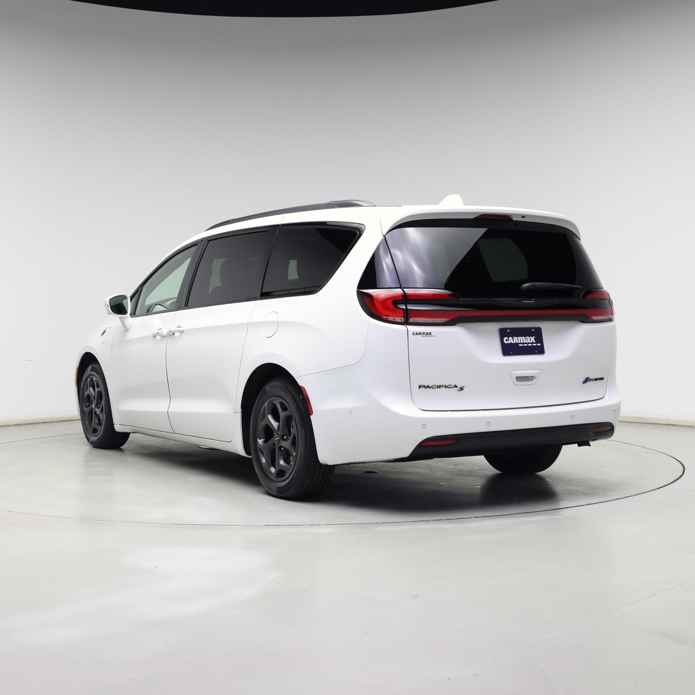 Thumbnail: 2021 Chrysler Pacifica - 2
