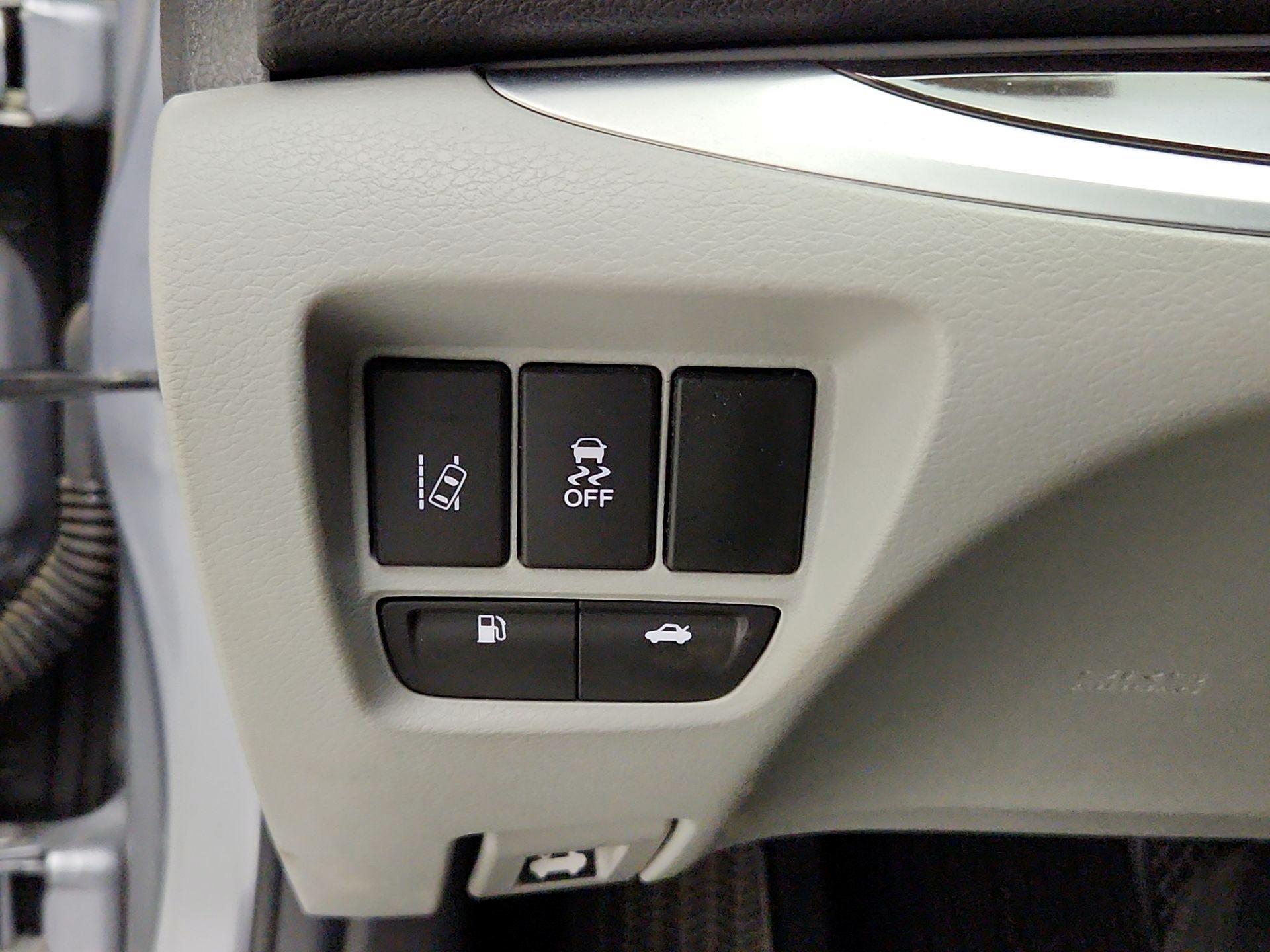 Thumbnail: 2016 Acura TLX - 13