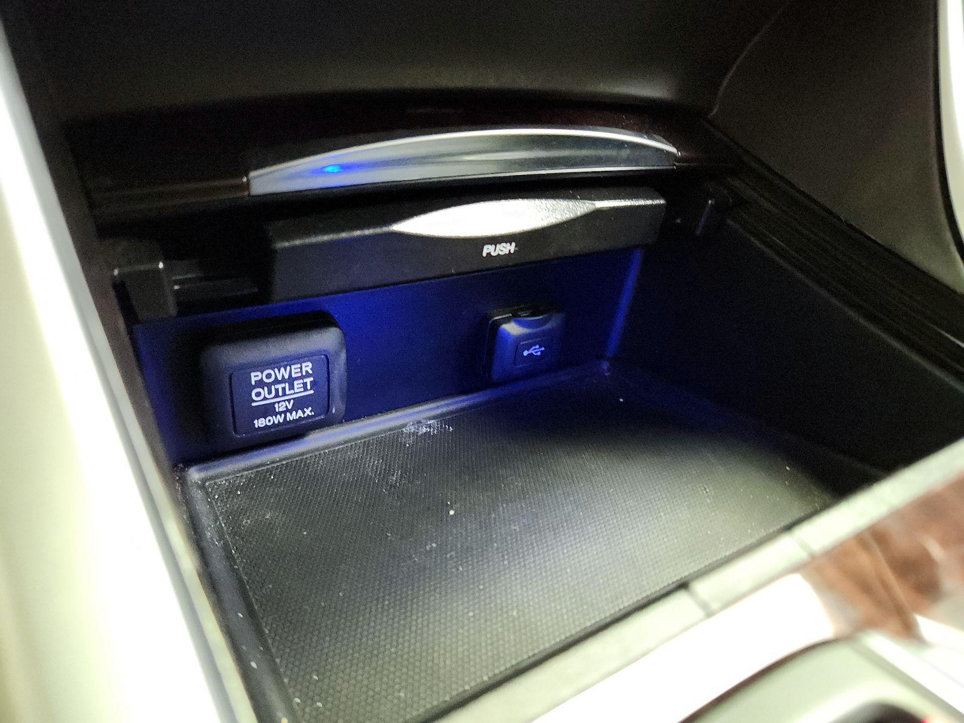 Thumbnail: 2016 Acura TLX - 19