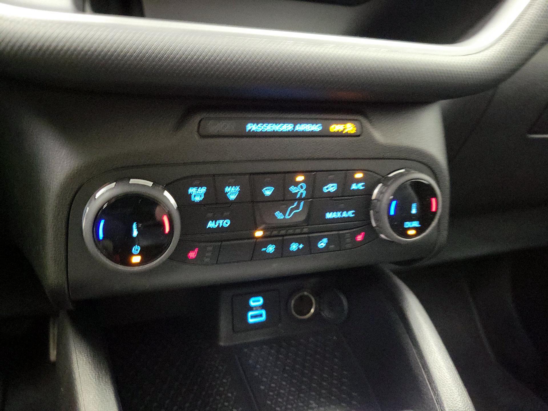 Thumbnail: 2022 Ford Bronco Sport - 16