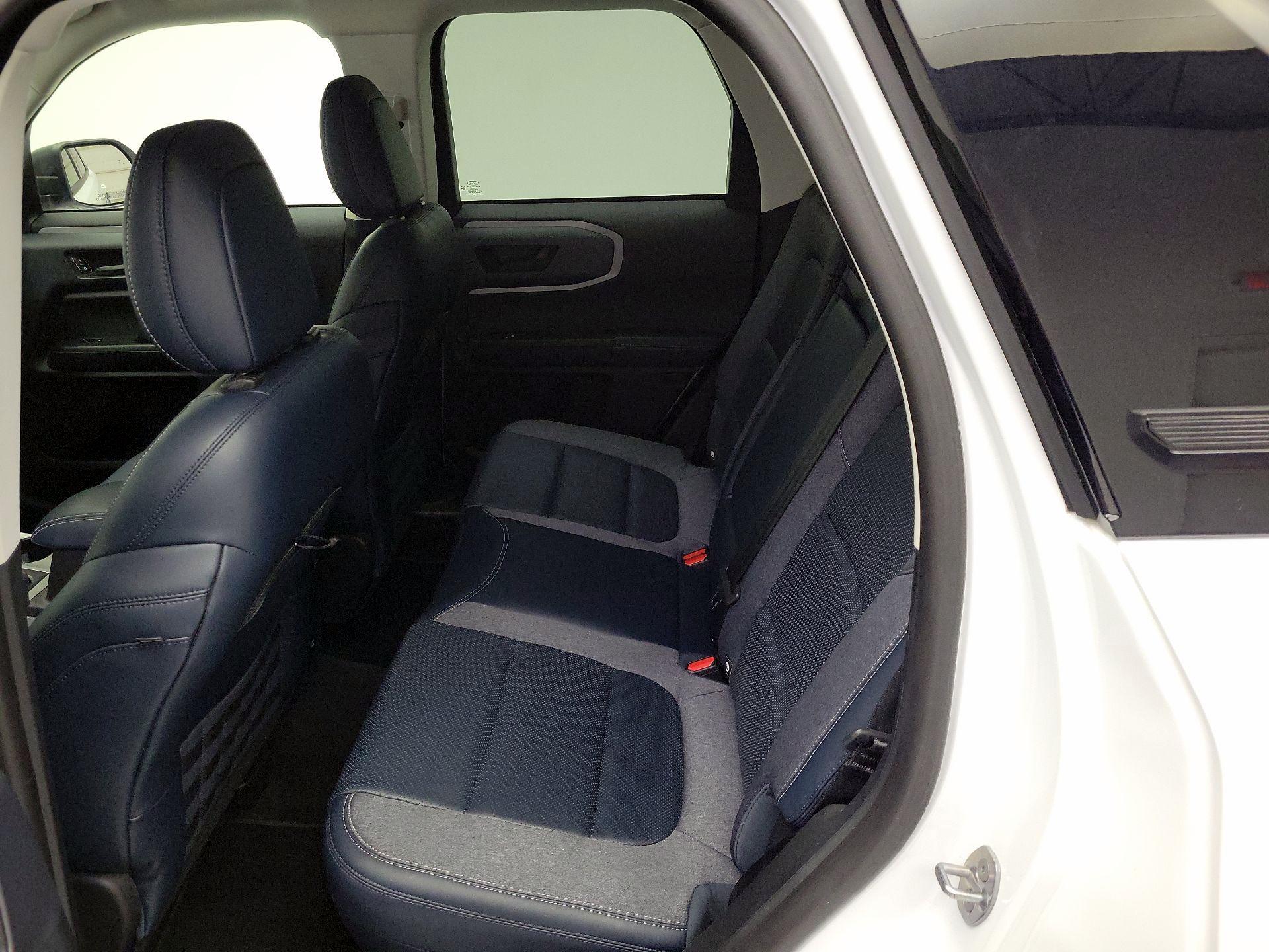 Thumbnail: 2022 Ford Bronco Sport - 19