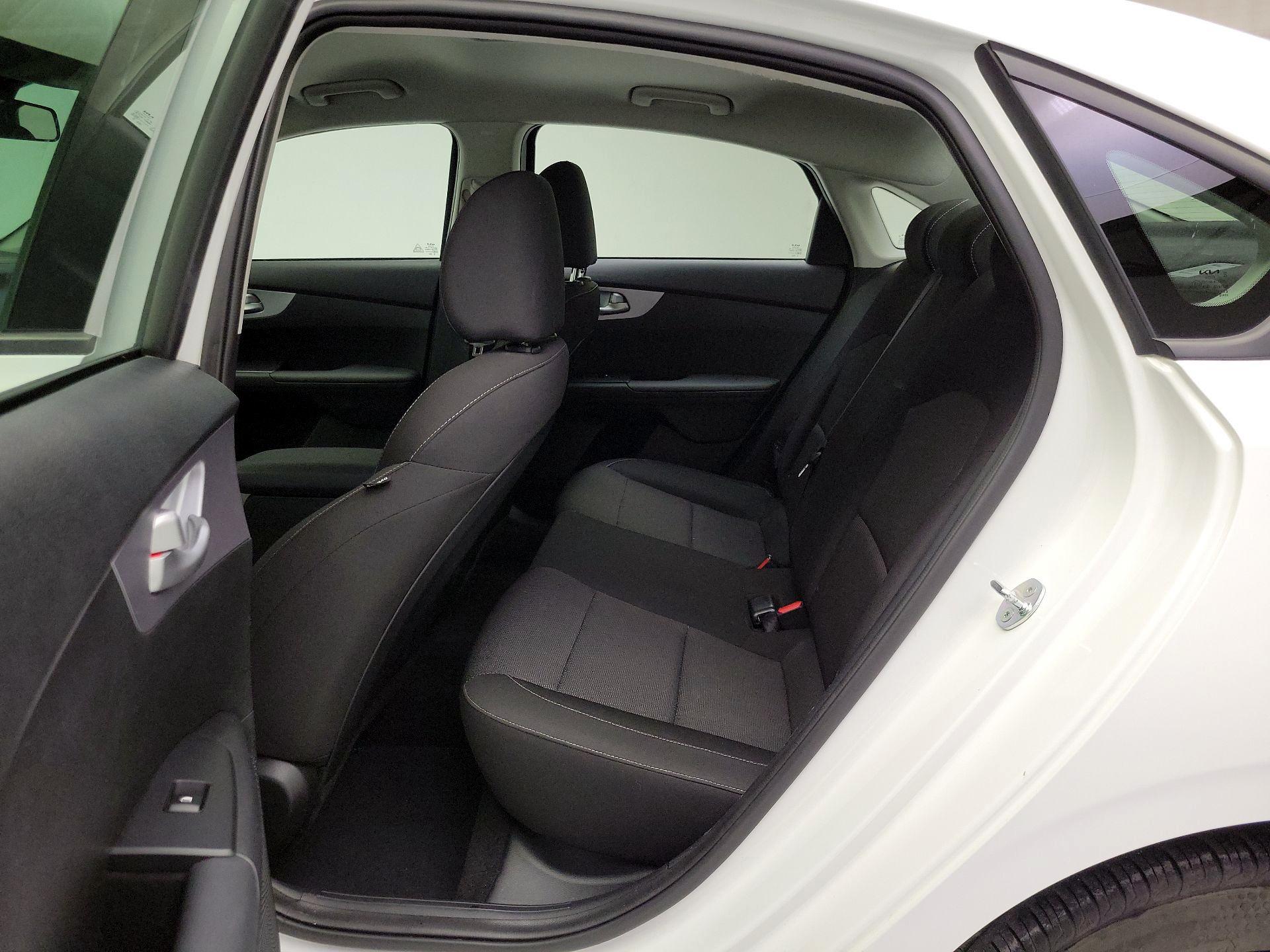 Thumbnail: 2024 Kia Forte - 19