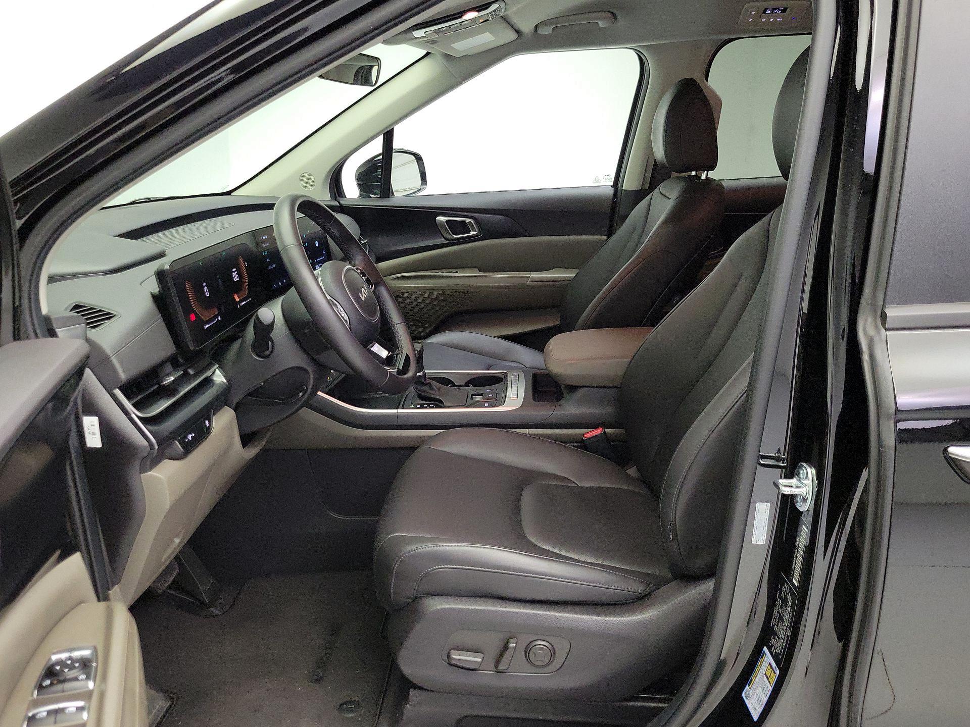 Thumbnail: 2025 Kia Carnival - 11