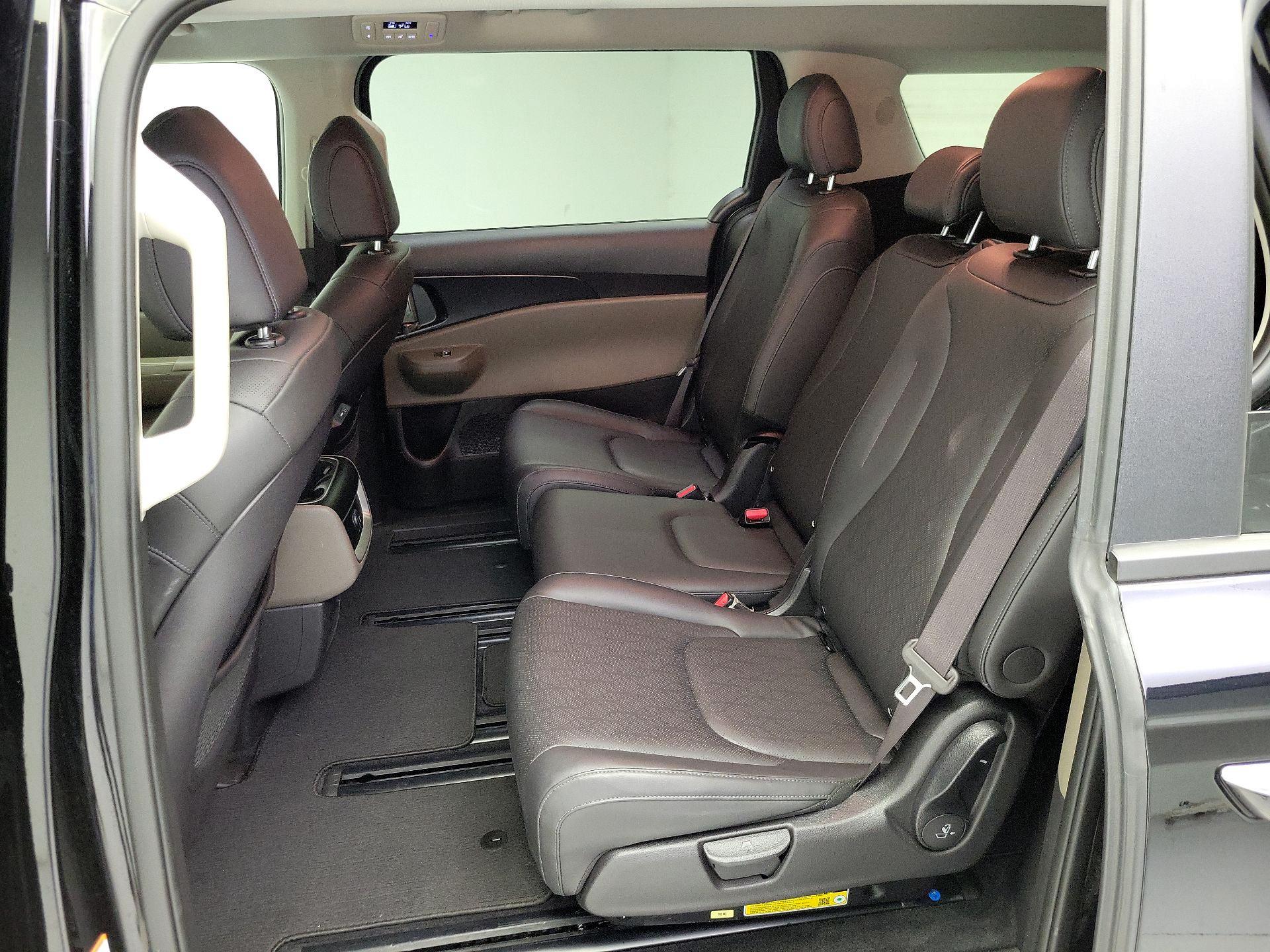 Thumbnail: 2025 Kia Carnival - 20