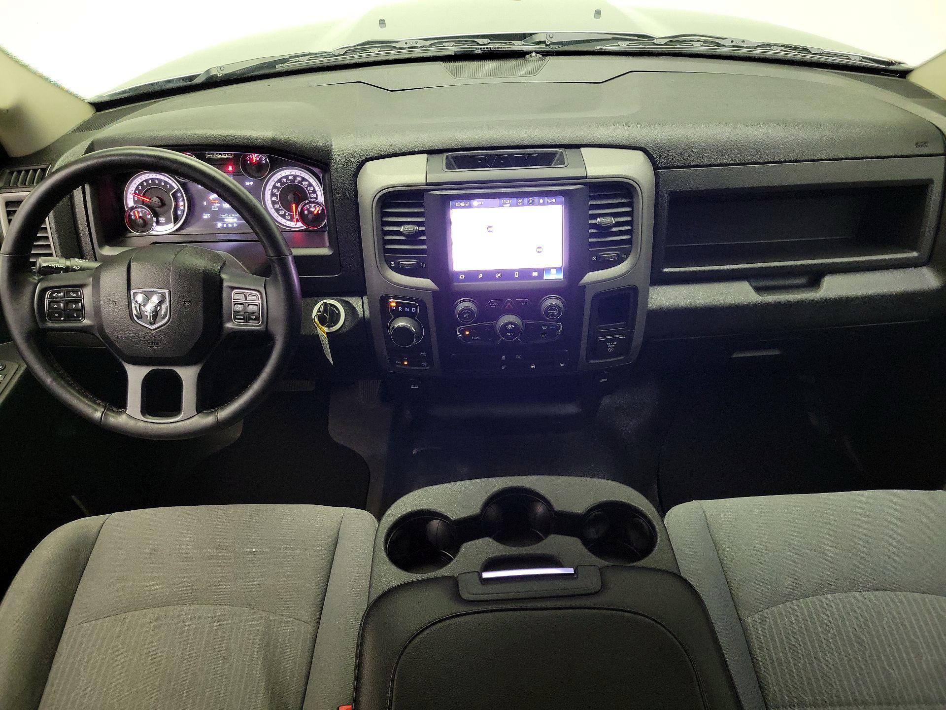 Thumbnail: 2023 RAM 1500 Classic - 9