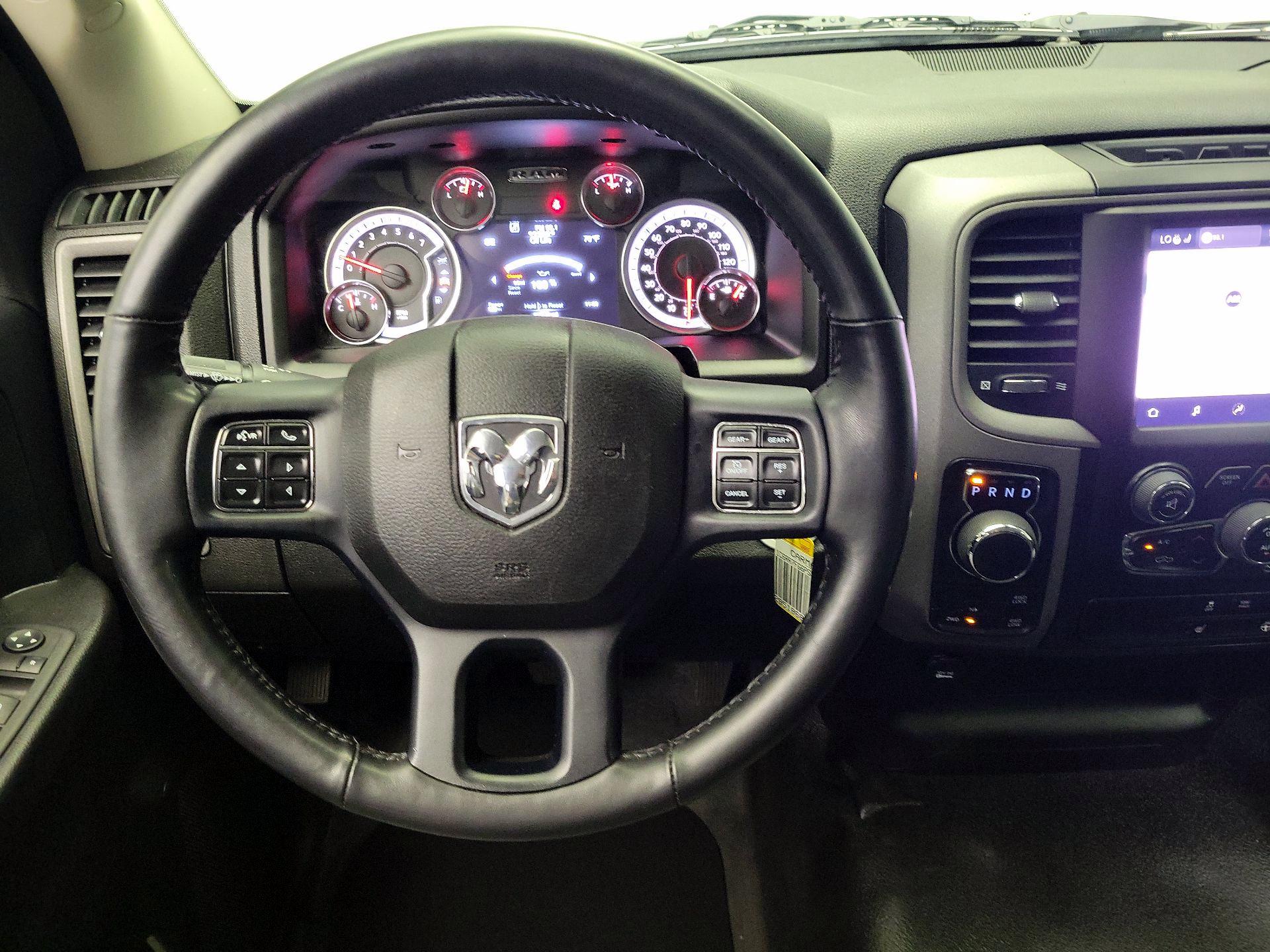 Thumbnail: 2023 RAM 1500 Classic - 10