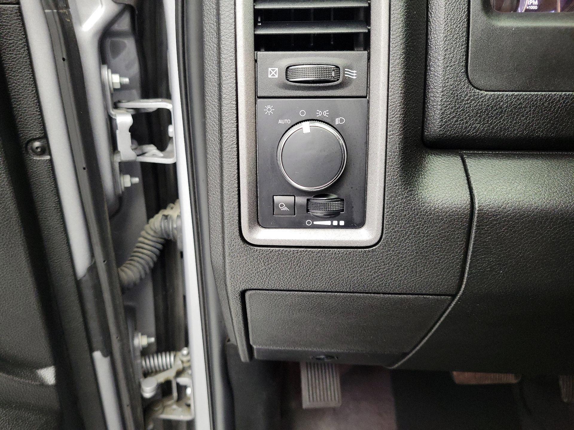 Thumbnail: 2023 RAM 1500 Classic - 13