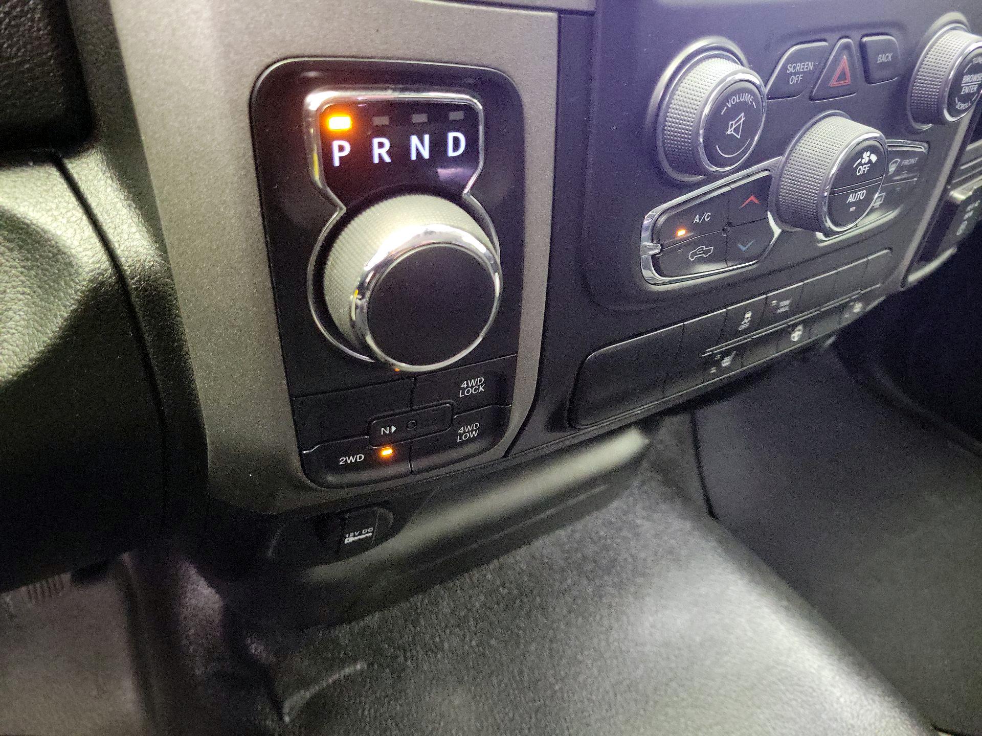 Thumbnail: 2023 RAM 1500 Classic - 17