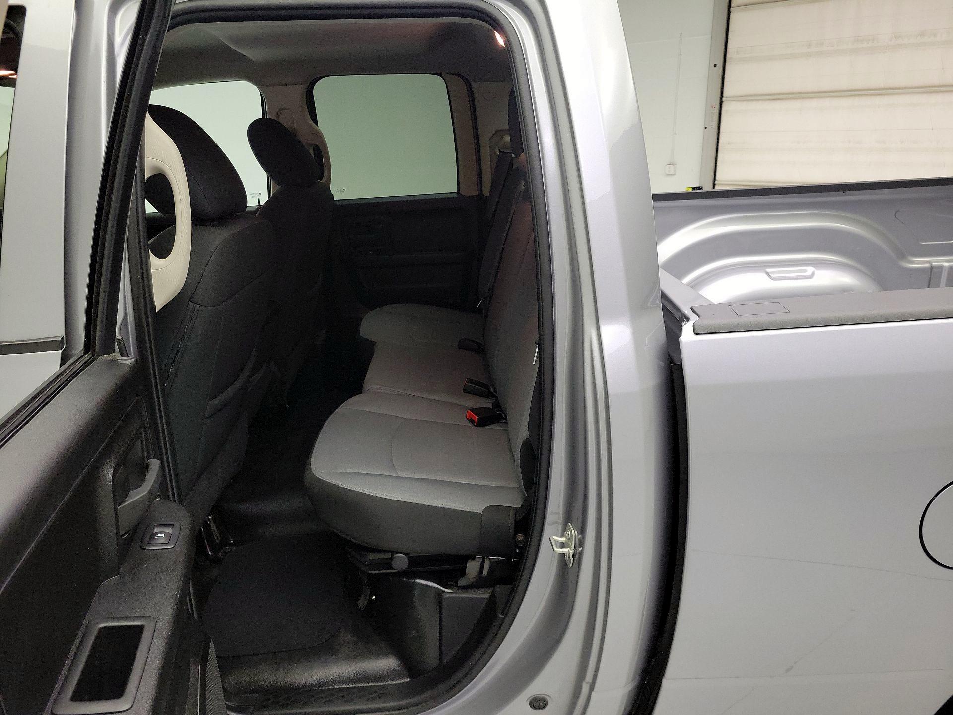 Thumbnail: 2023 RAM 1500 Classic - 19