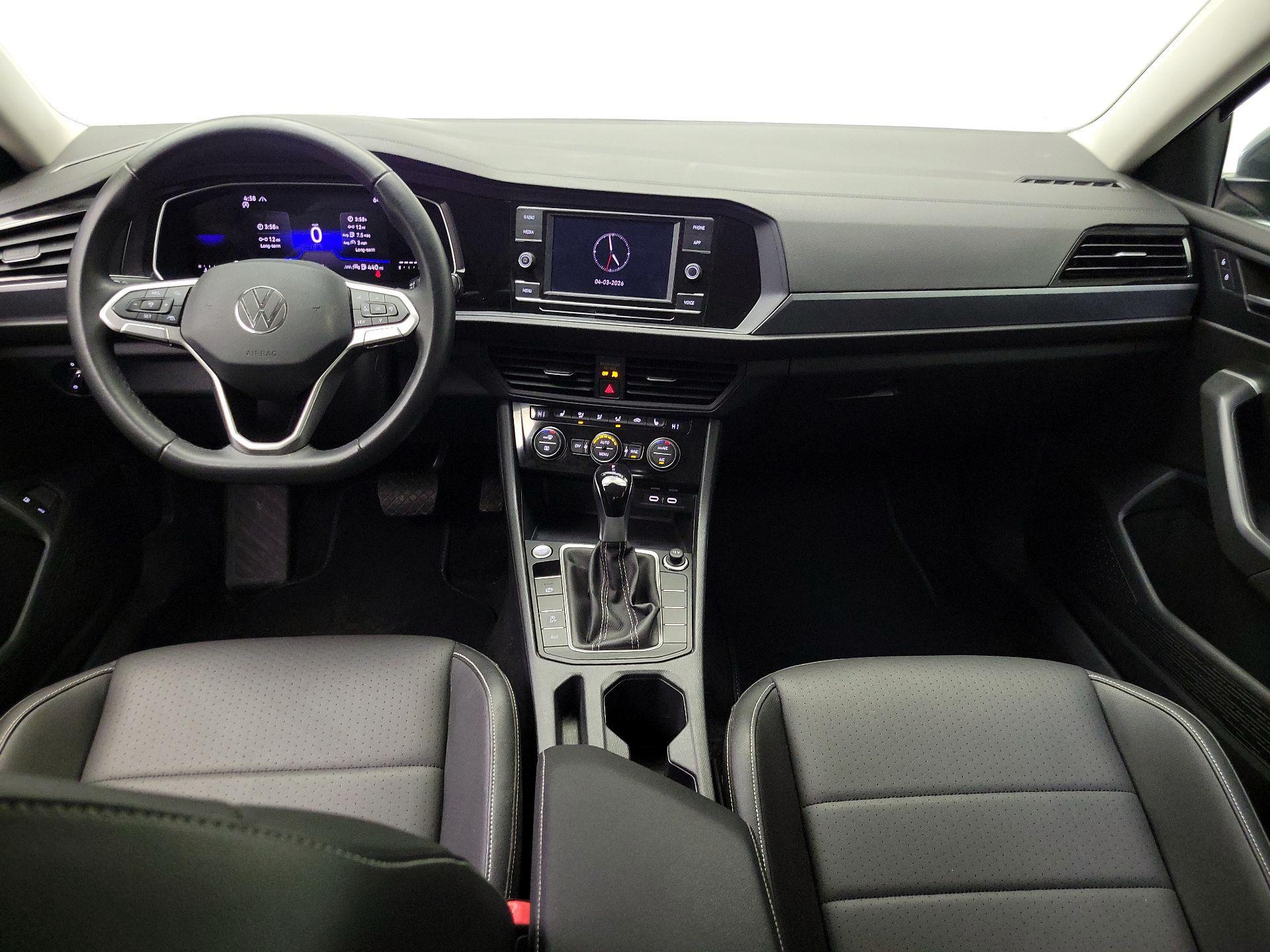 Thumbnail: 2024 Volkswagen Jetta - 9