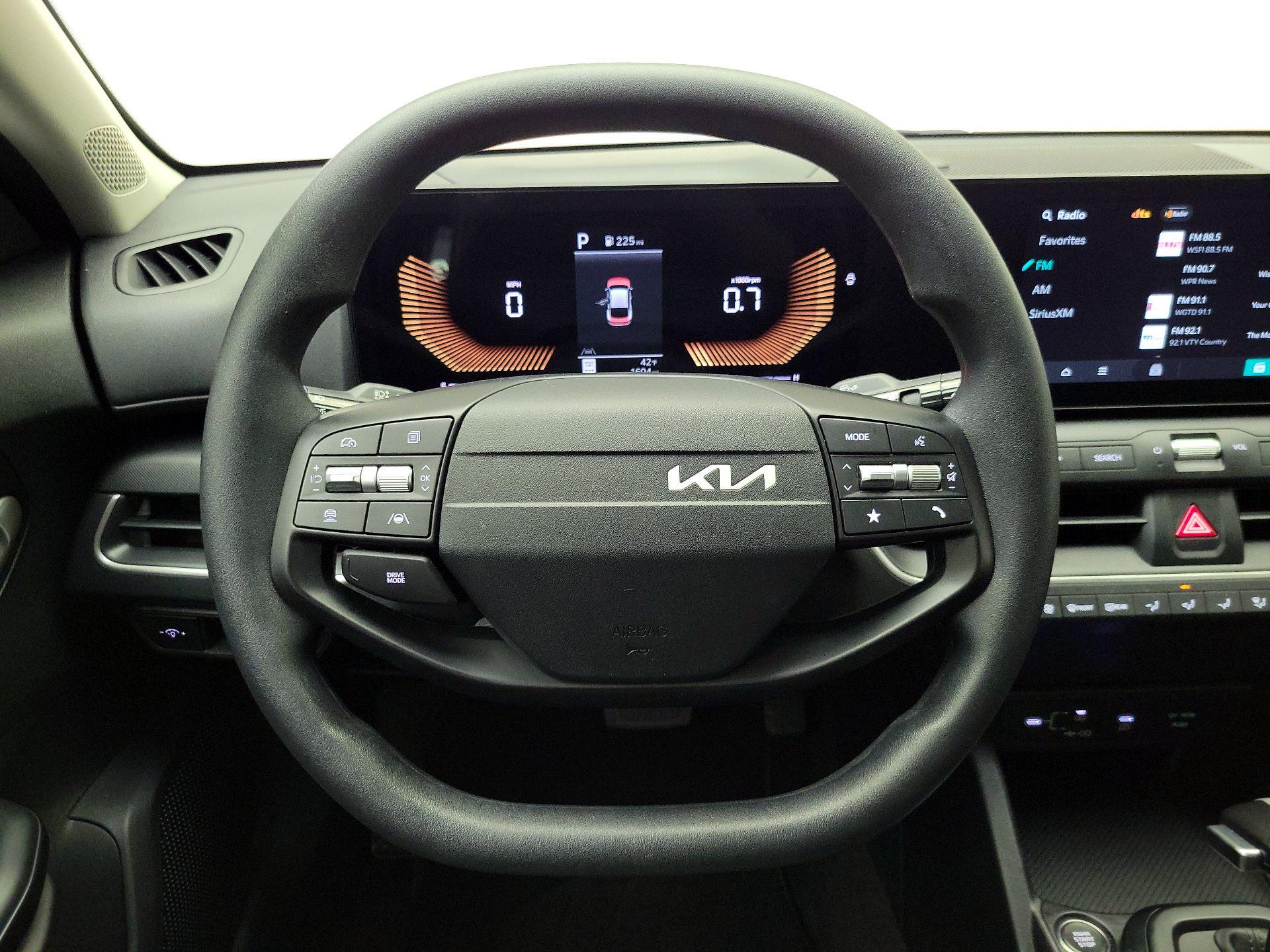 Thumbnail: 2025 Kia K4 - 10