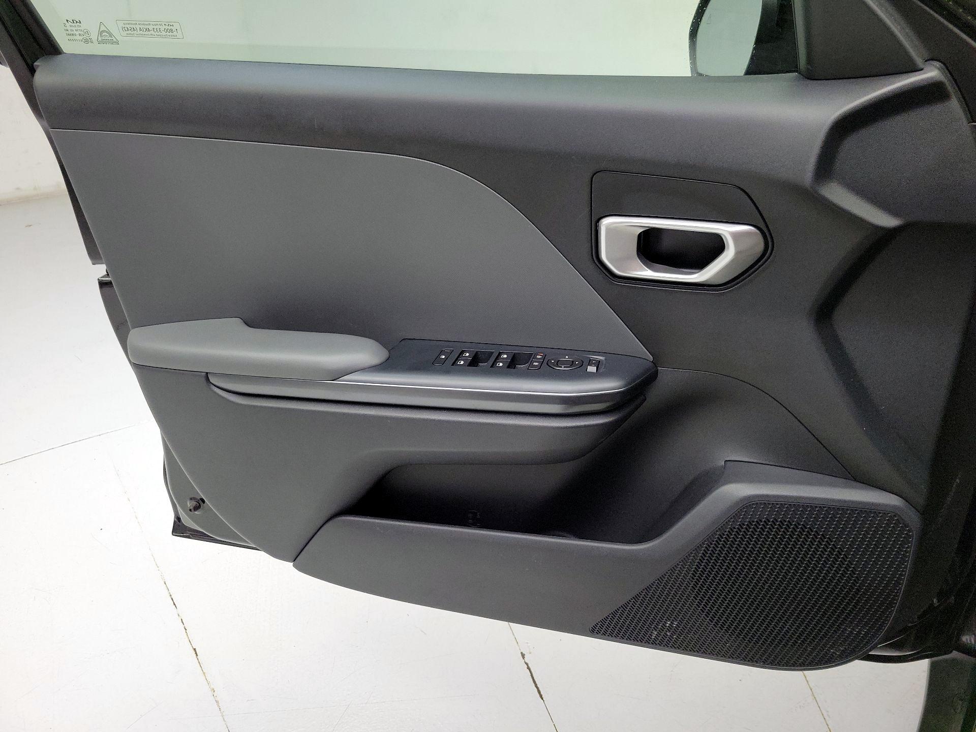 Thumbnail: 2025 Kia K4 - 12