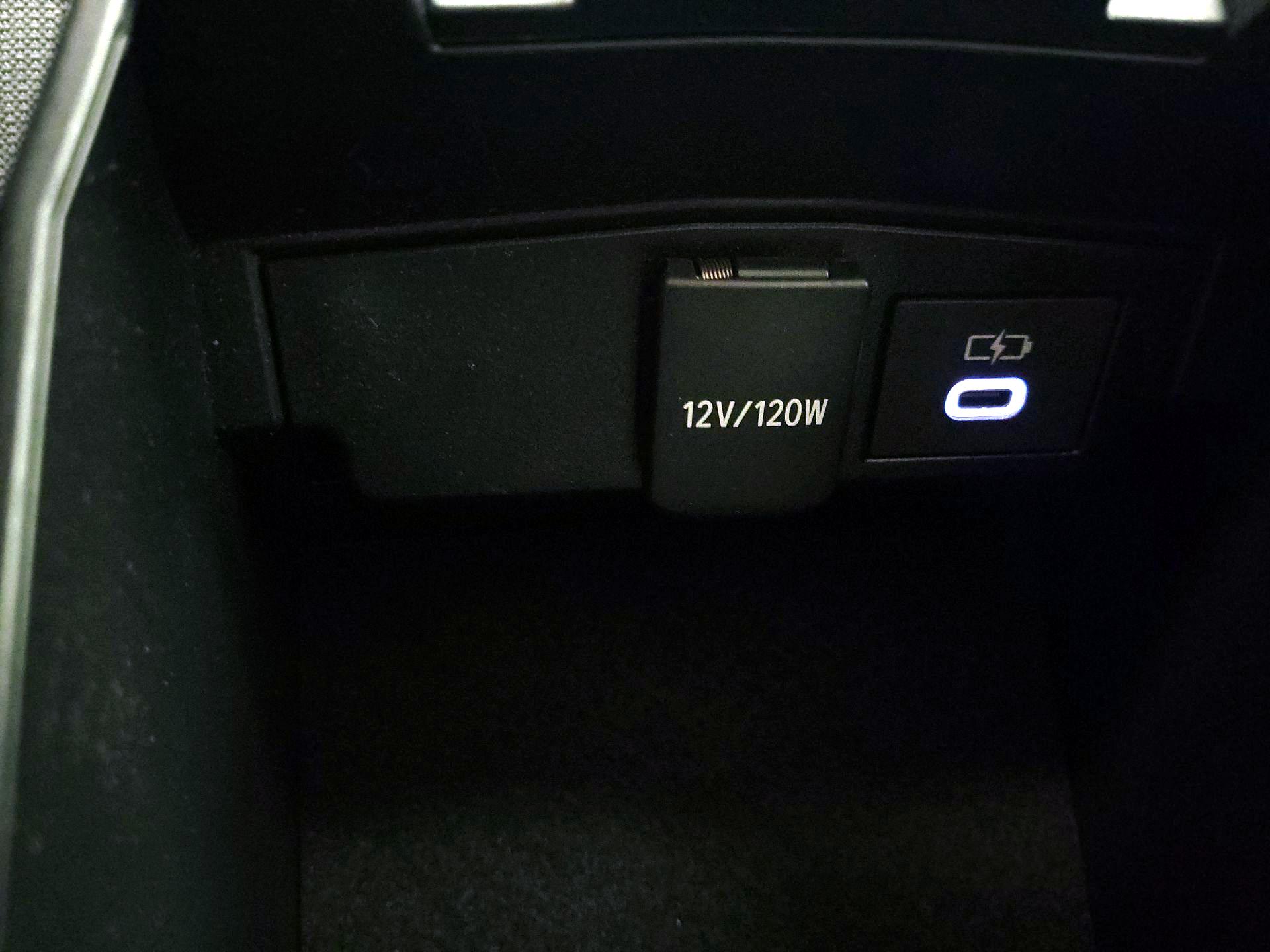 Thumbnail: 2024 Toyota Corolla - 18