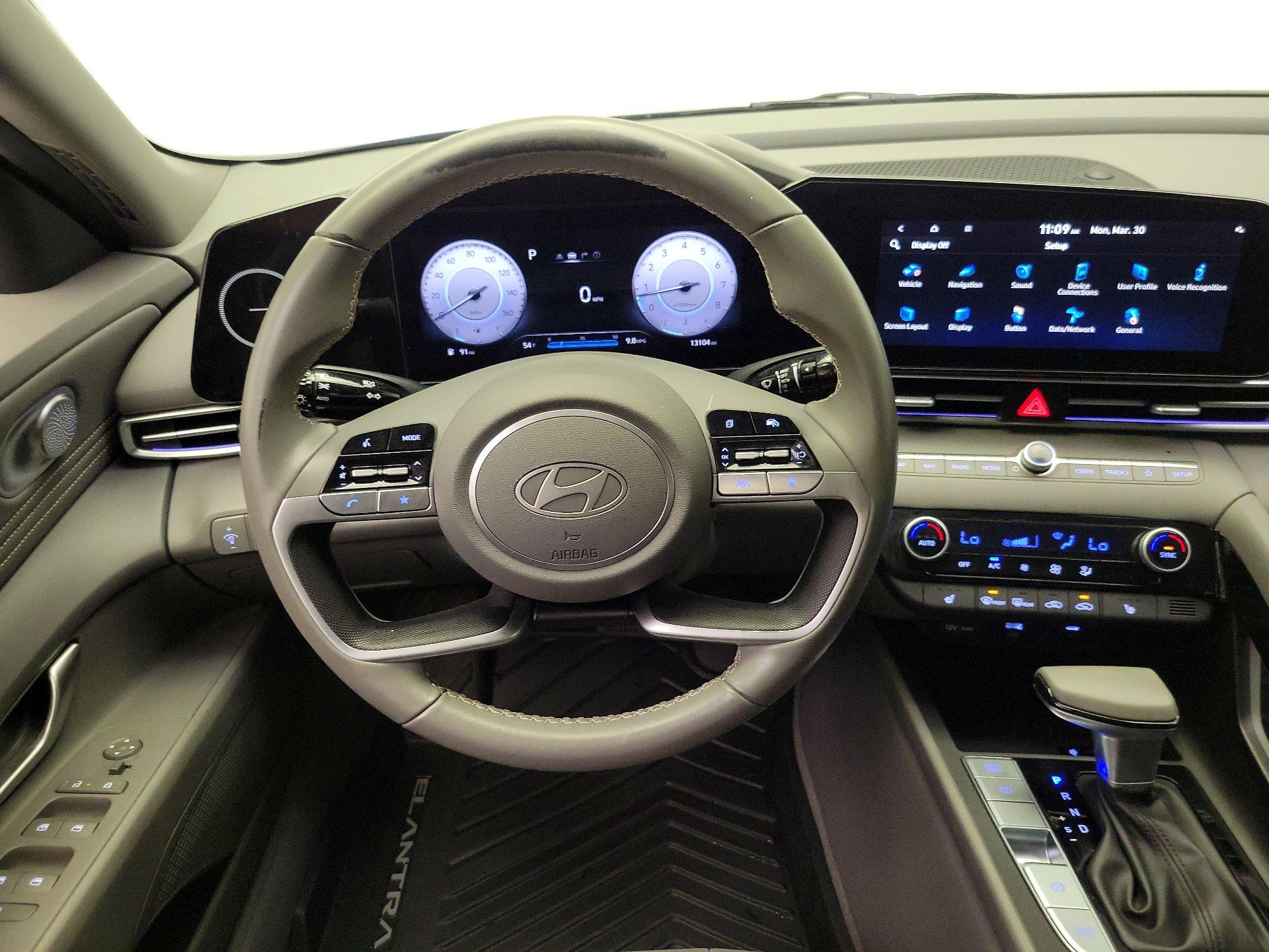 Thumbnail: 2025 Hyundai Elantra - 10