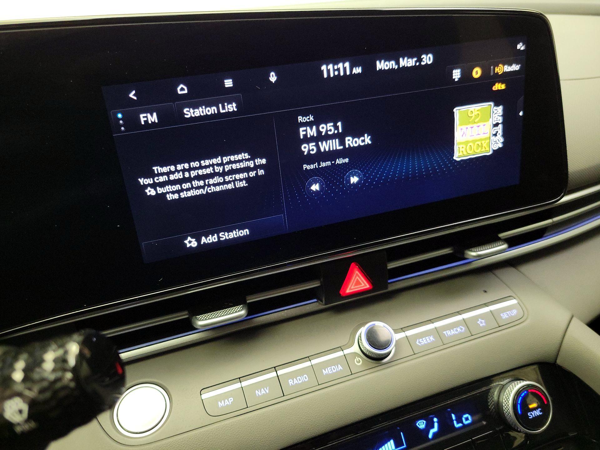 Thumbnail: 2025 Hyundai Elantra - 16