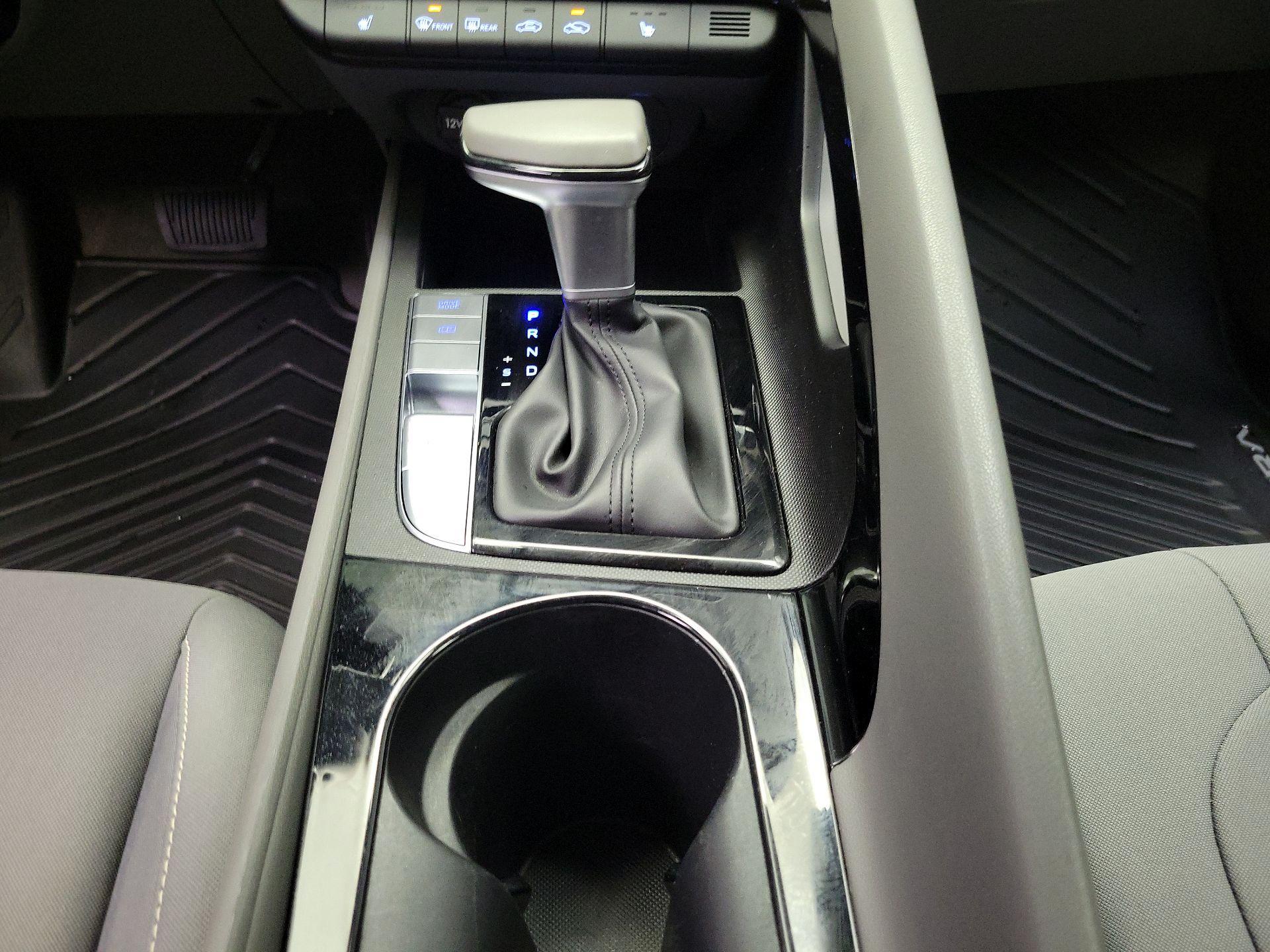 Thumbnail: 2025 Hyundai Elantra - 18