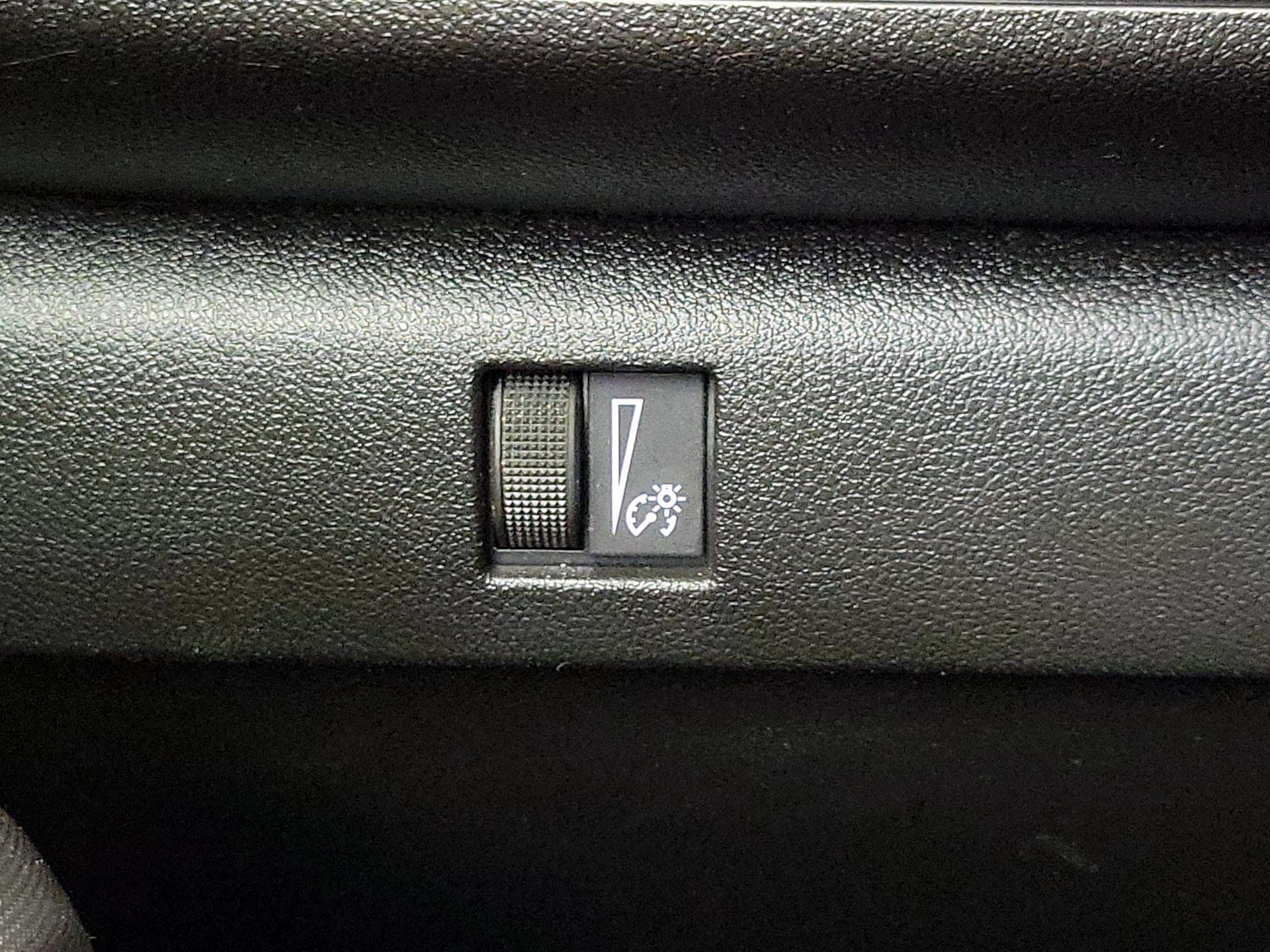 Thumbnail: 2023 Chevrolet Colorado - 13