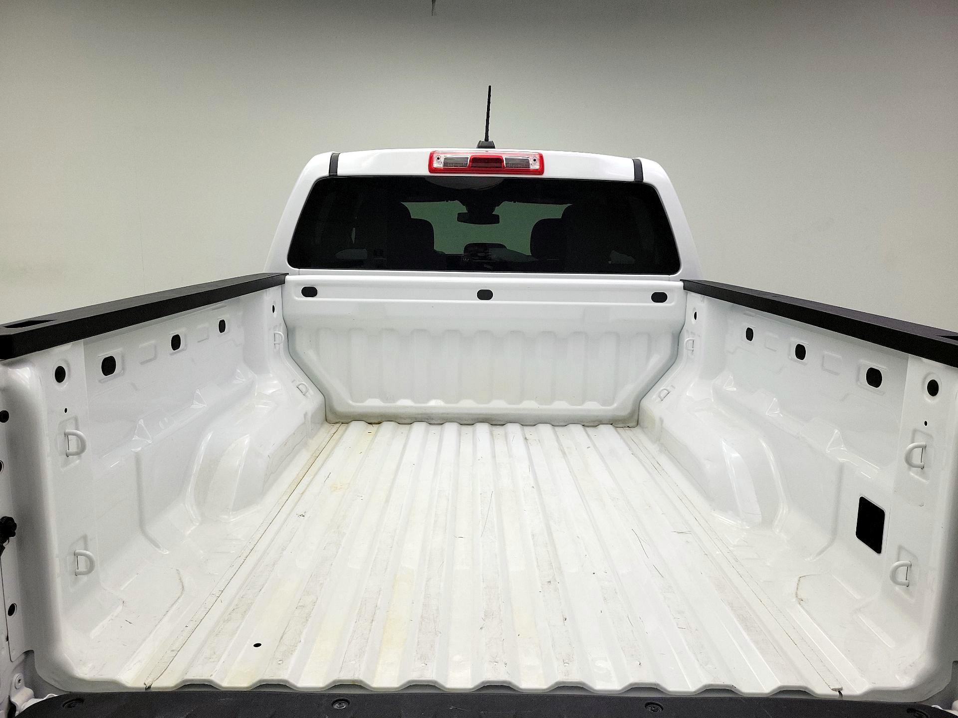 Thumbnail: 2023 Chevrolet Colorado - 20